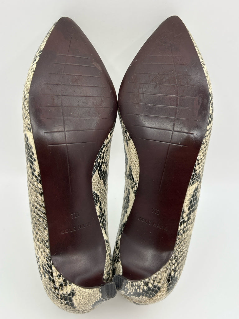 COLE HAAN Size 7B Black Print Women's Pumps