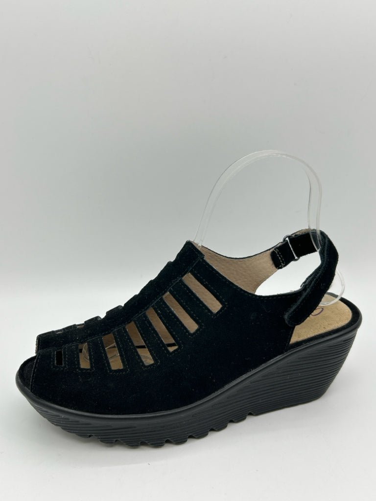 skechers Size 7.5 Black Sandal