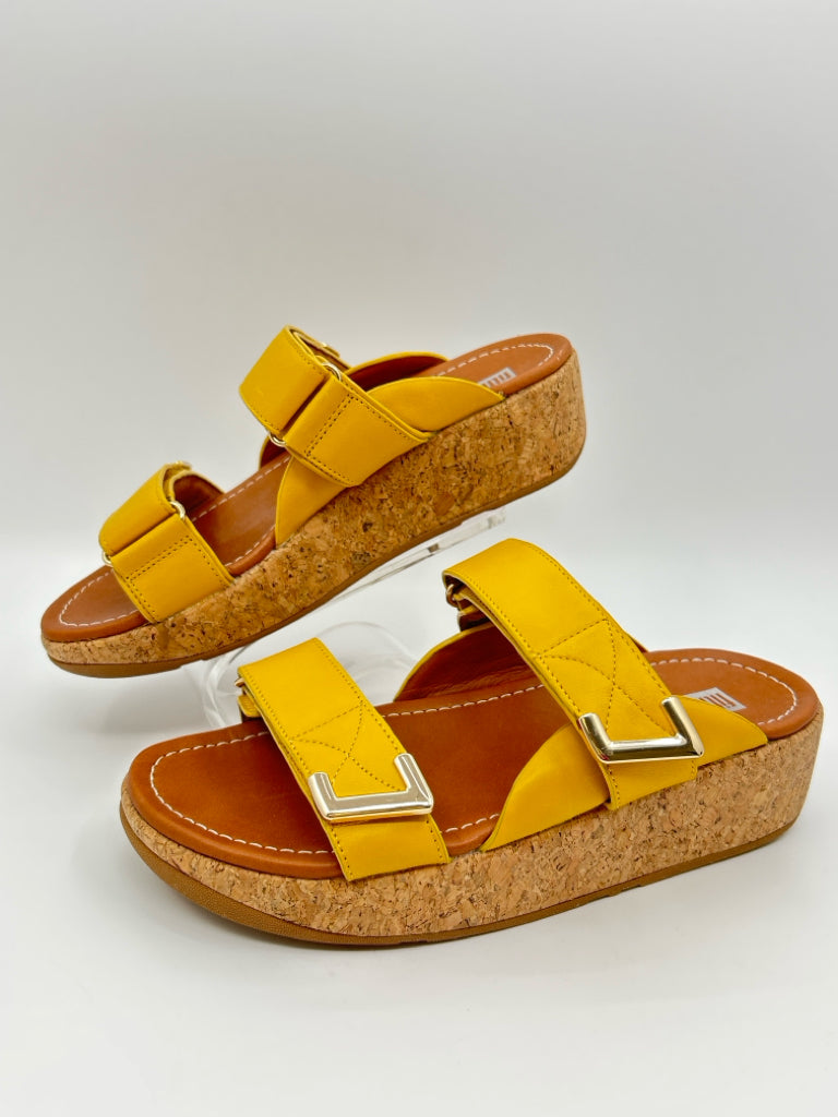 FITFLOP Women Size 8 Yellow Sandal