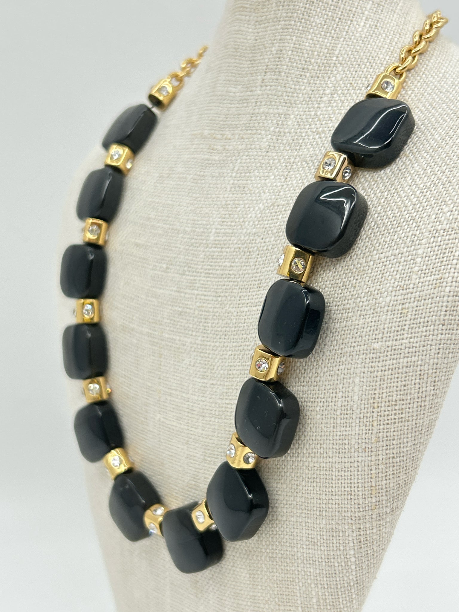 KATE SPADE BLACK AND GOLD Necklace