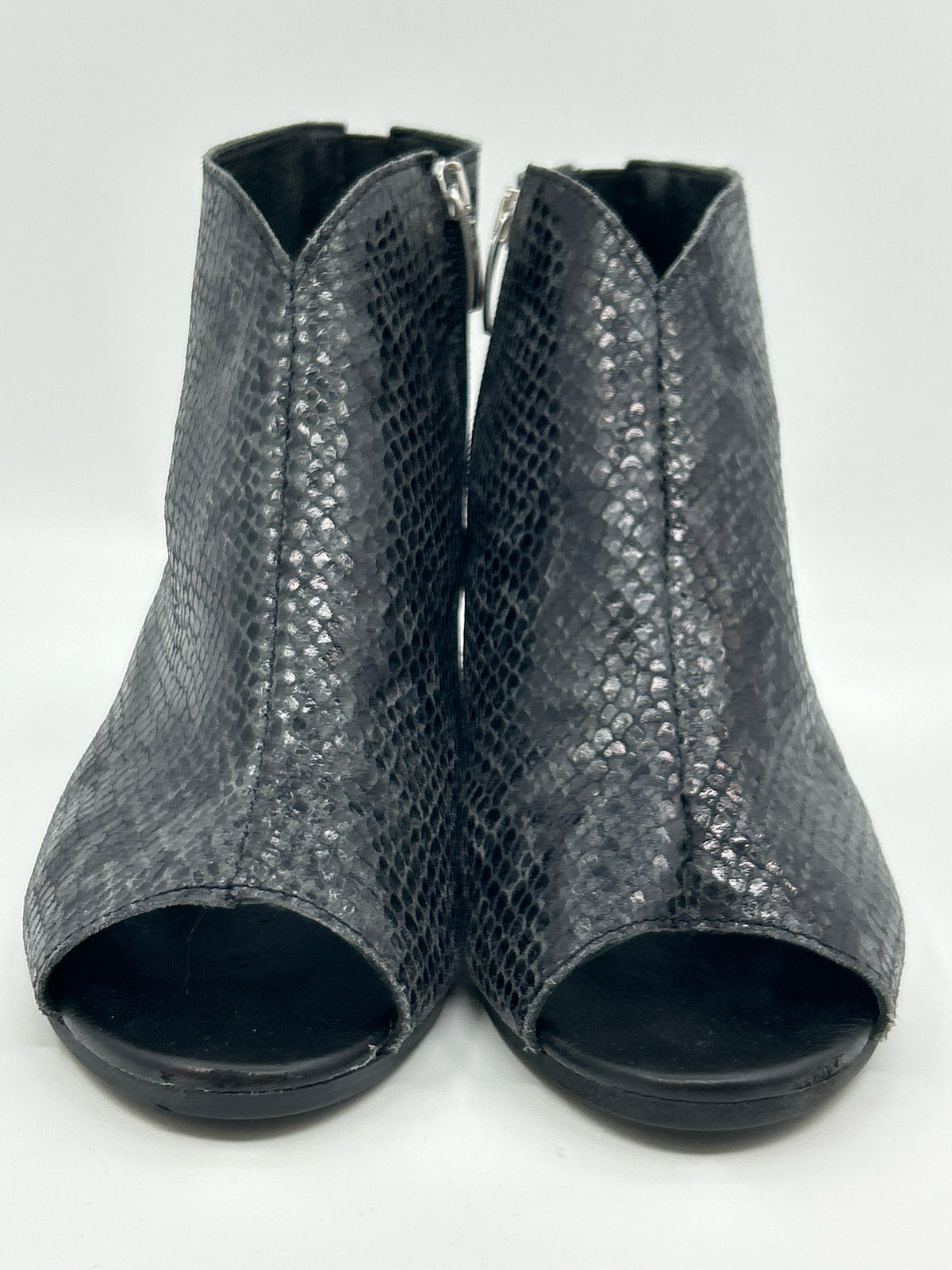CORDANI Size 40 Black Women Booties