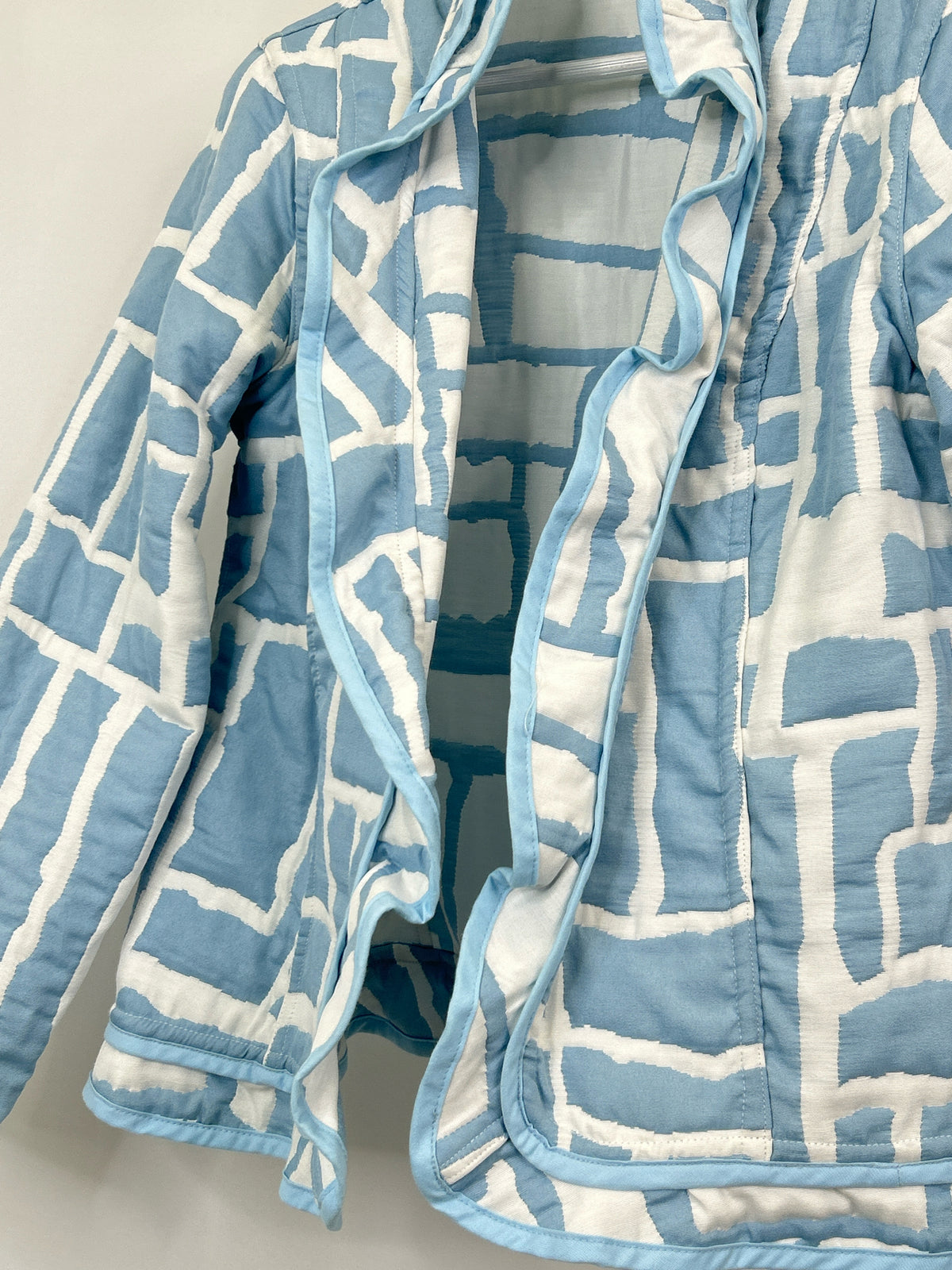 Trimdin Size L WHITE AND BLUE Women Jacket