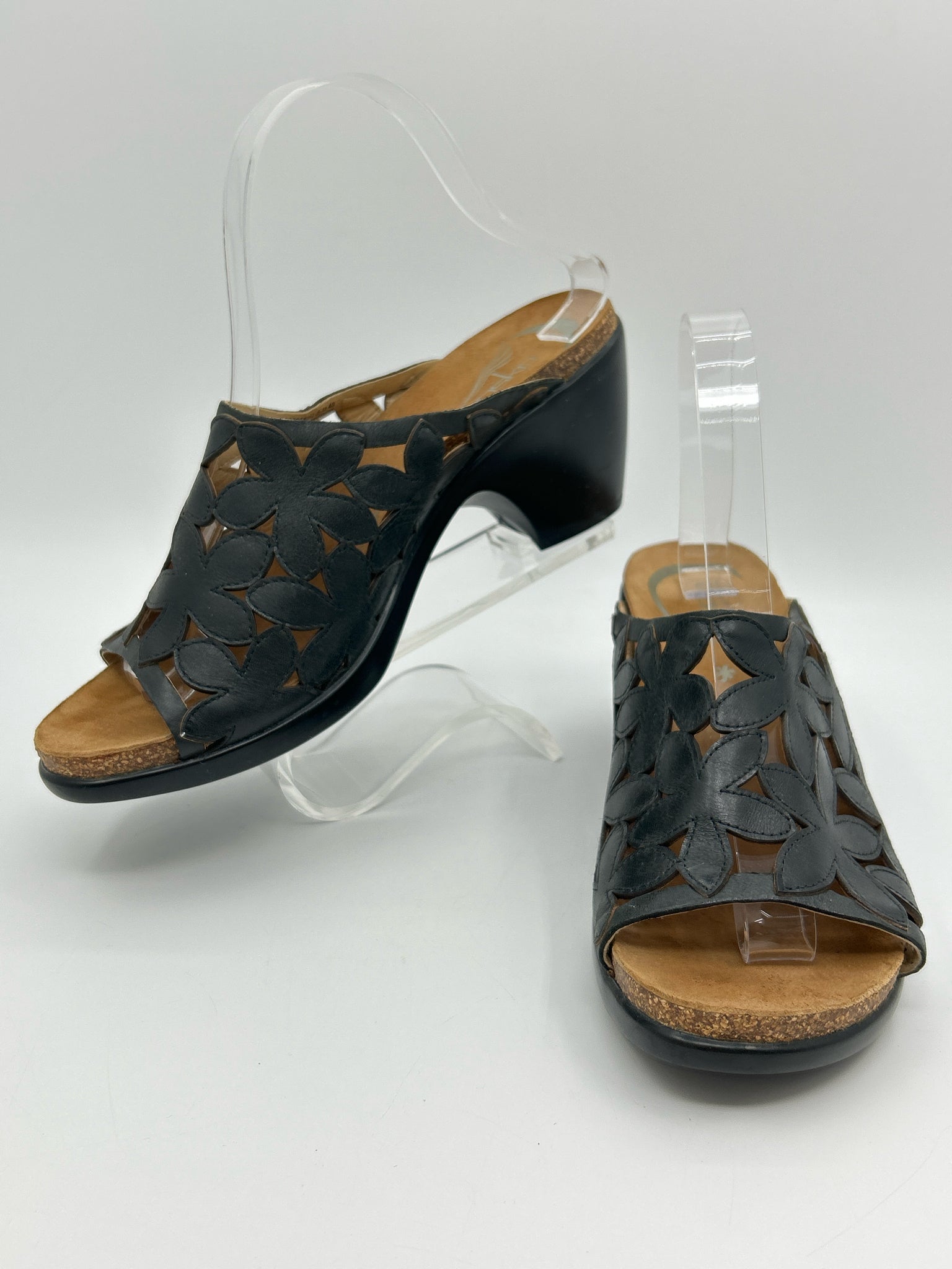 DANSKO Size 10/10.5 Black Women Sandal