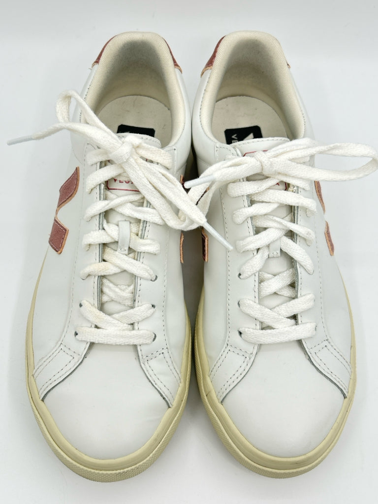 VEJA Women Size 8 White and PINK Sneakers