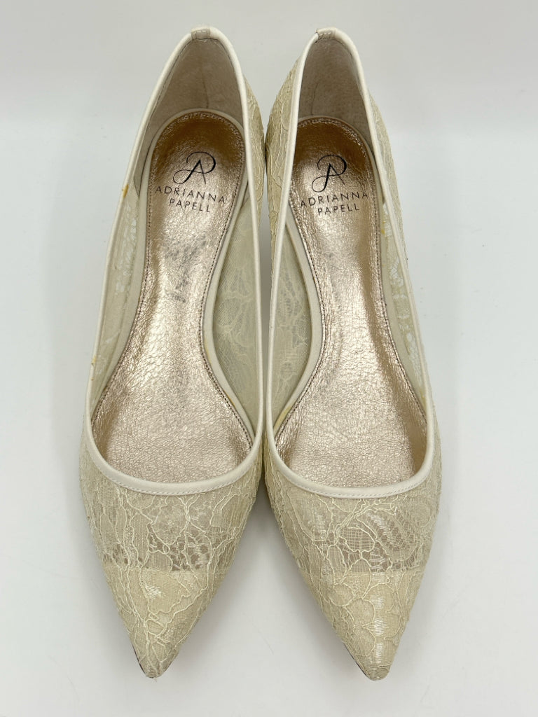 ADRIANNA PAPELL Women Size 10M Ivory Pumps NIB