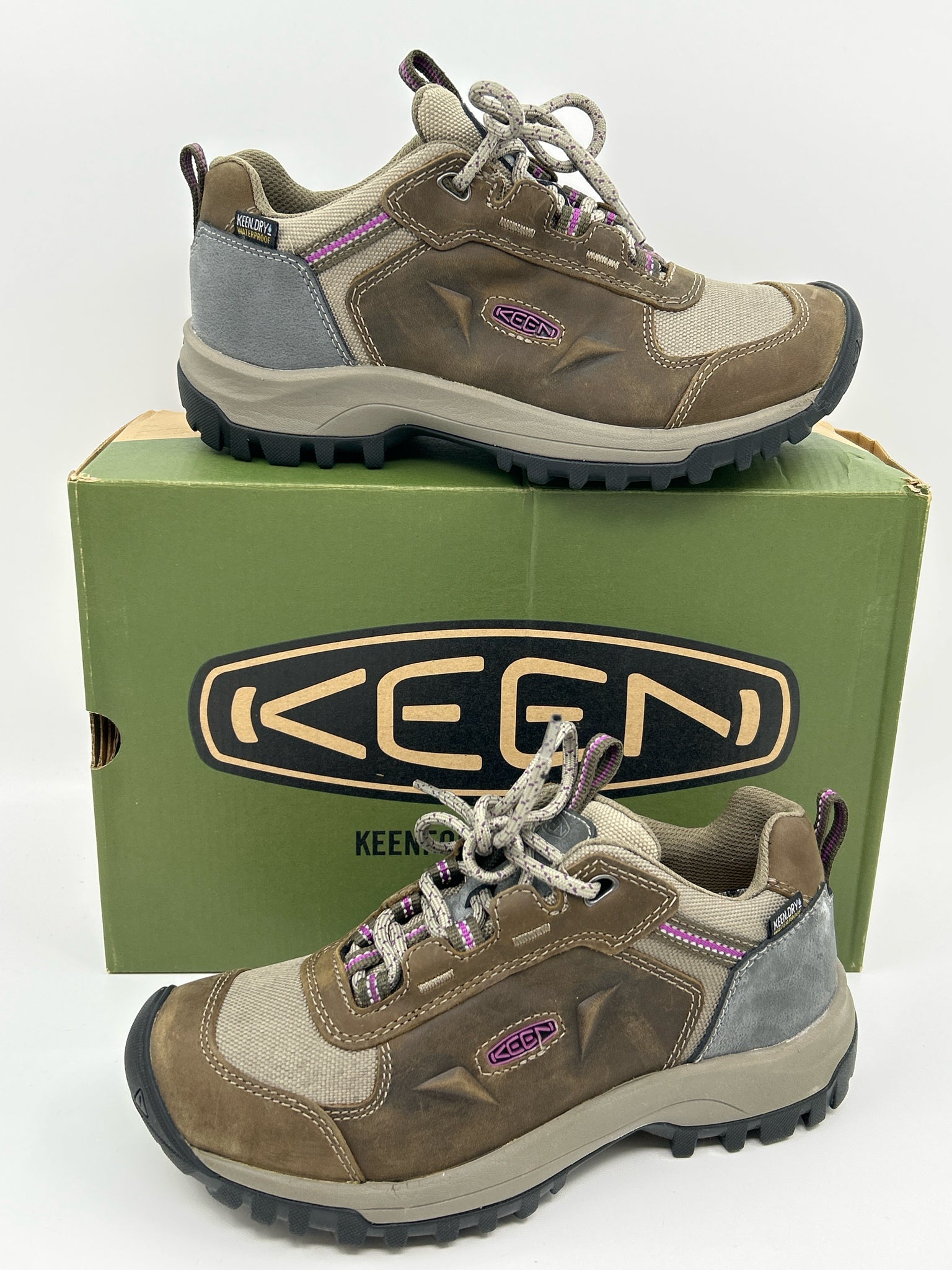 KEEN Size 6 Brown Women Boots