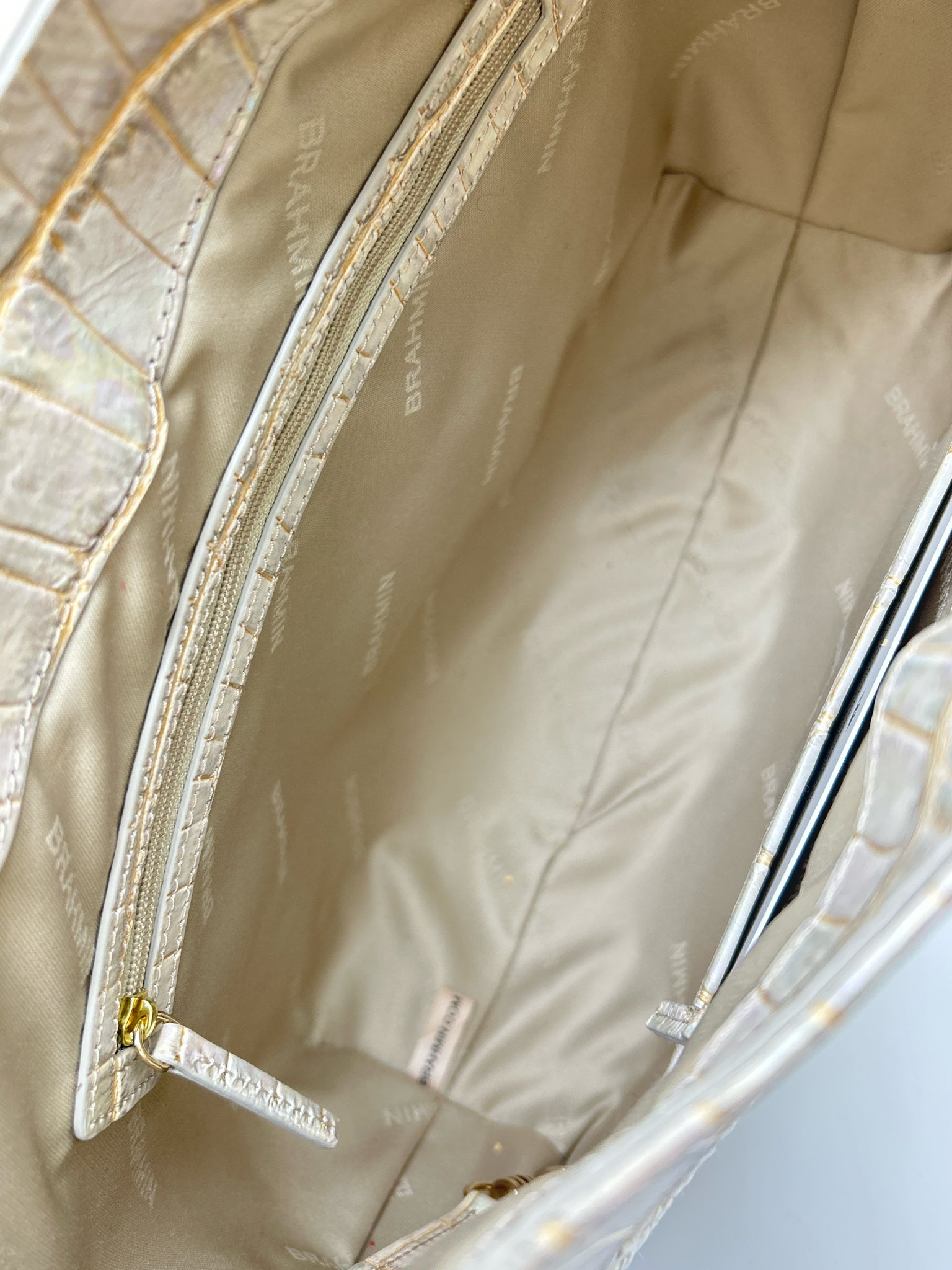 BRAHMIN NWT Pearl Women Purse