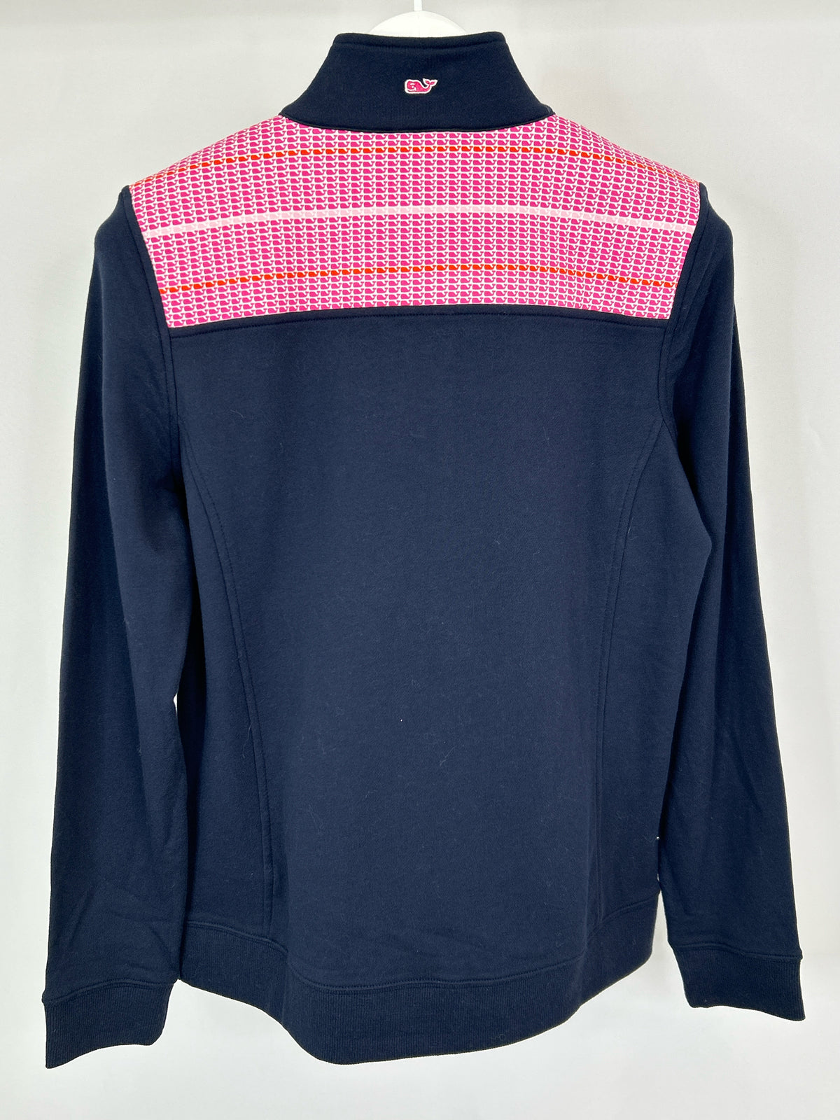 VINEYARD VINES NWT Size M Navy Print Women Pullover