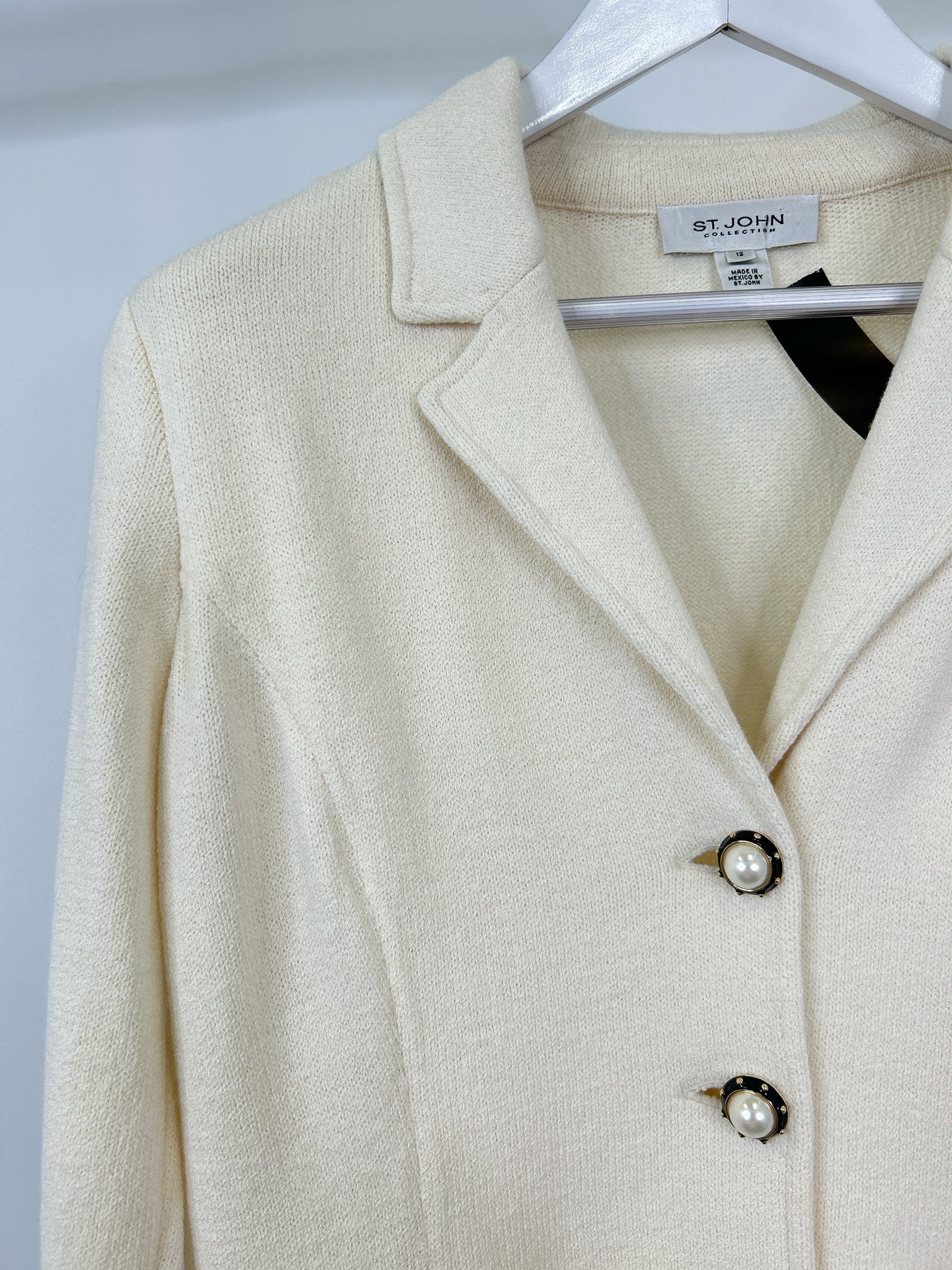 ST JOHN COLLECTION Size 12 Ivory Women Jacket