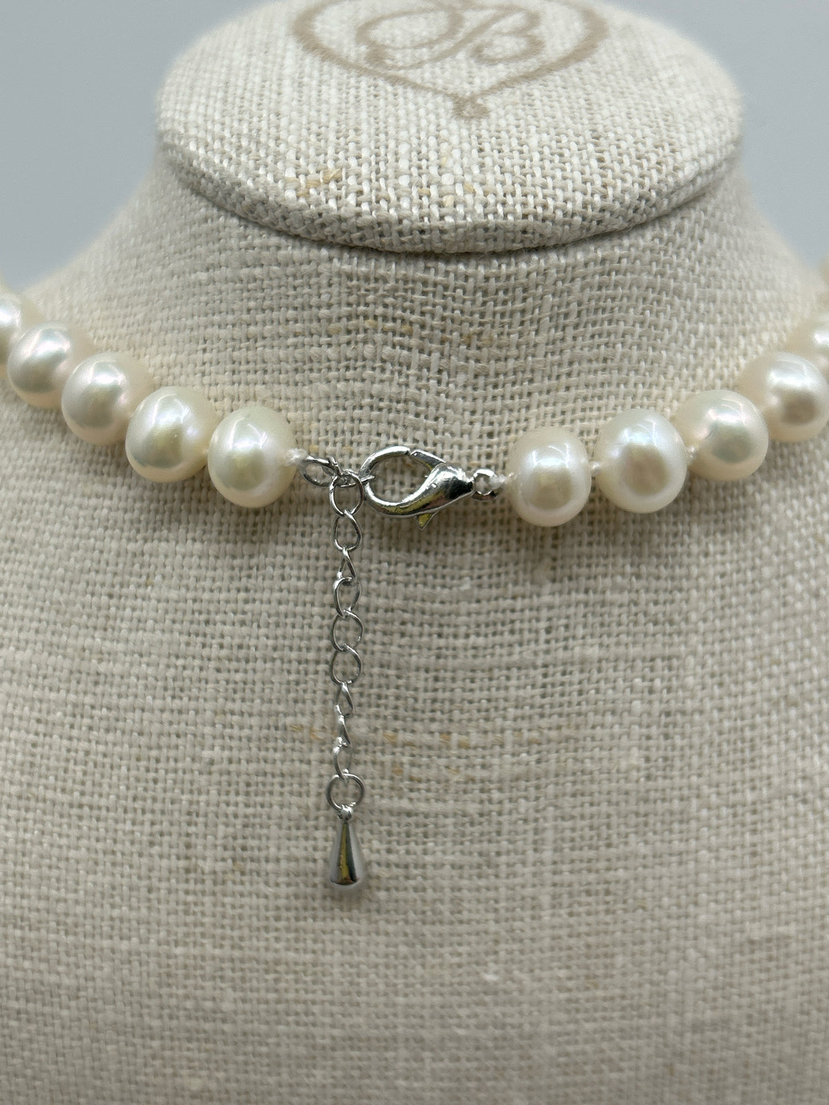 Lucy Jewelry Pearl Necklace