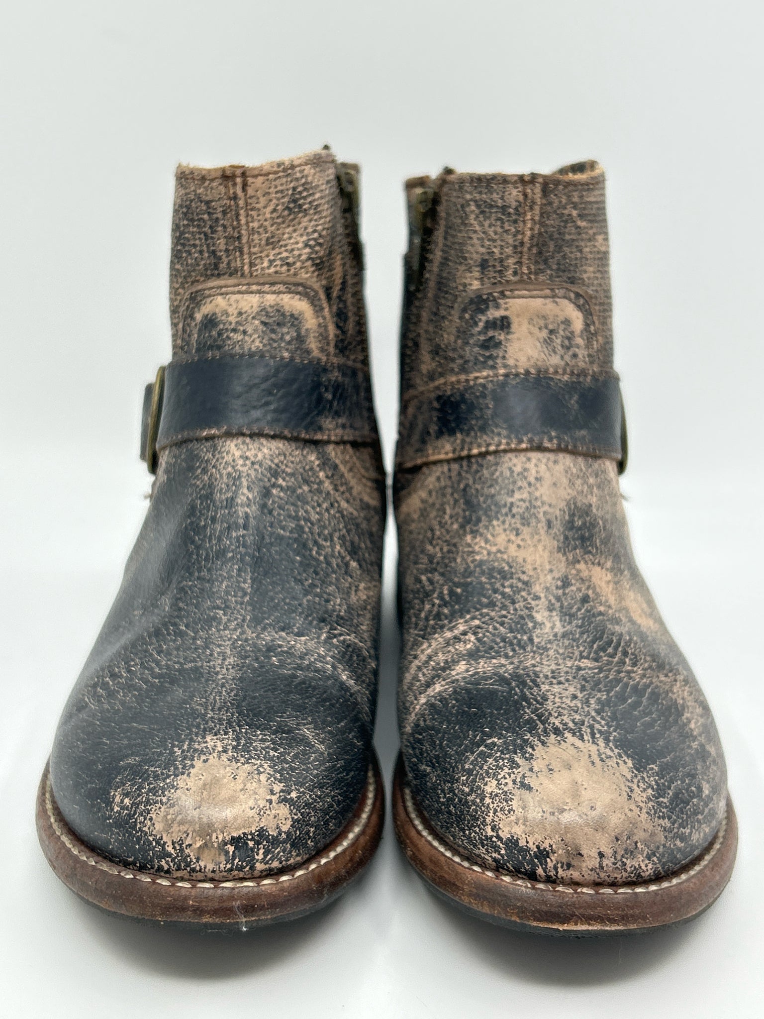 BED STU Size 6.5 Black & Beige Women Booties