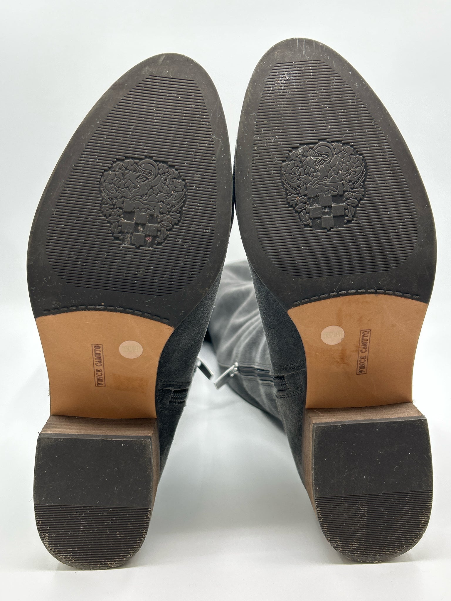 VINCE CAMUTO Size 9.5M Grey Women Boots