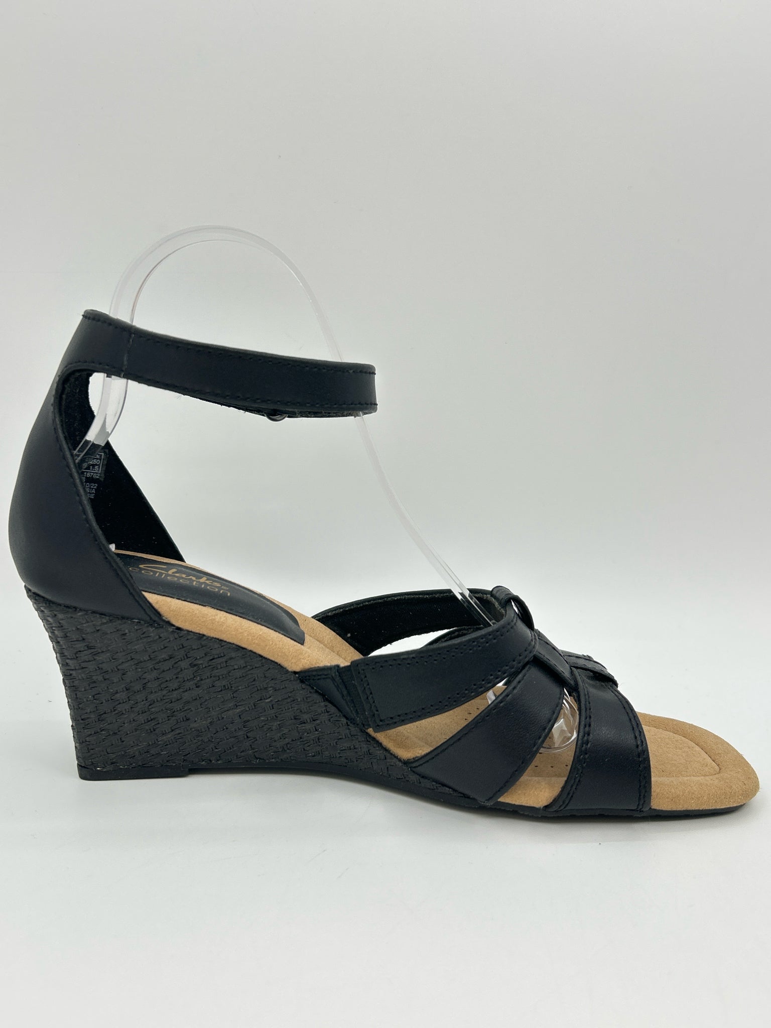 CLARKS COLLECTION Size 9M Black Women Sandal