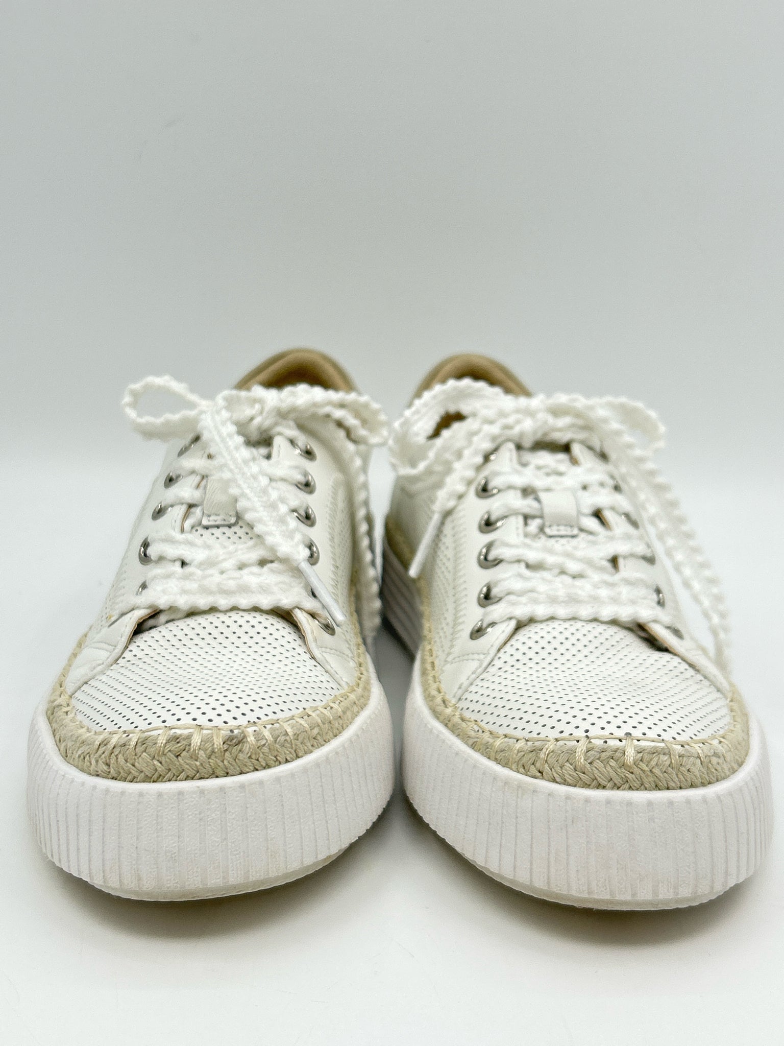 VANELI Size 7N White Women Sneakers