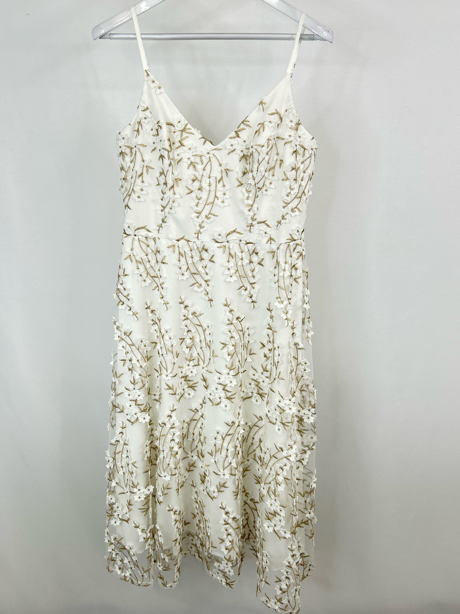 XSCAPE Size 10 White Women Dress