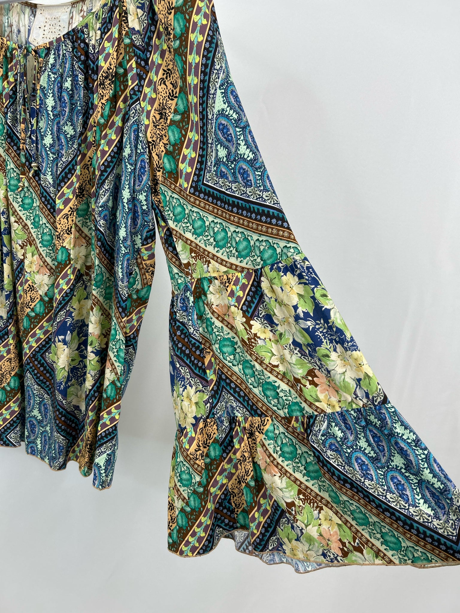 JOHNNY WAS Size S Green and Blue Women Top NWT