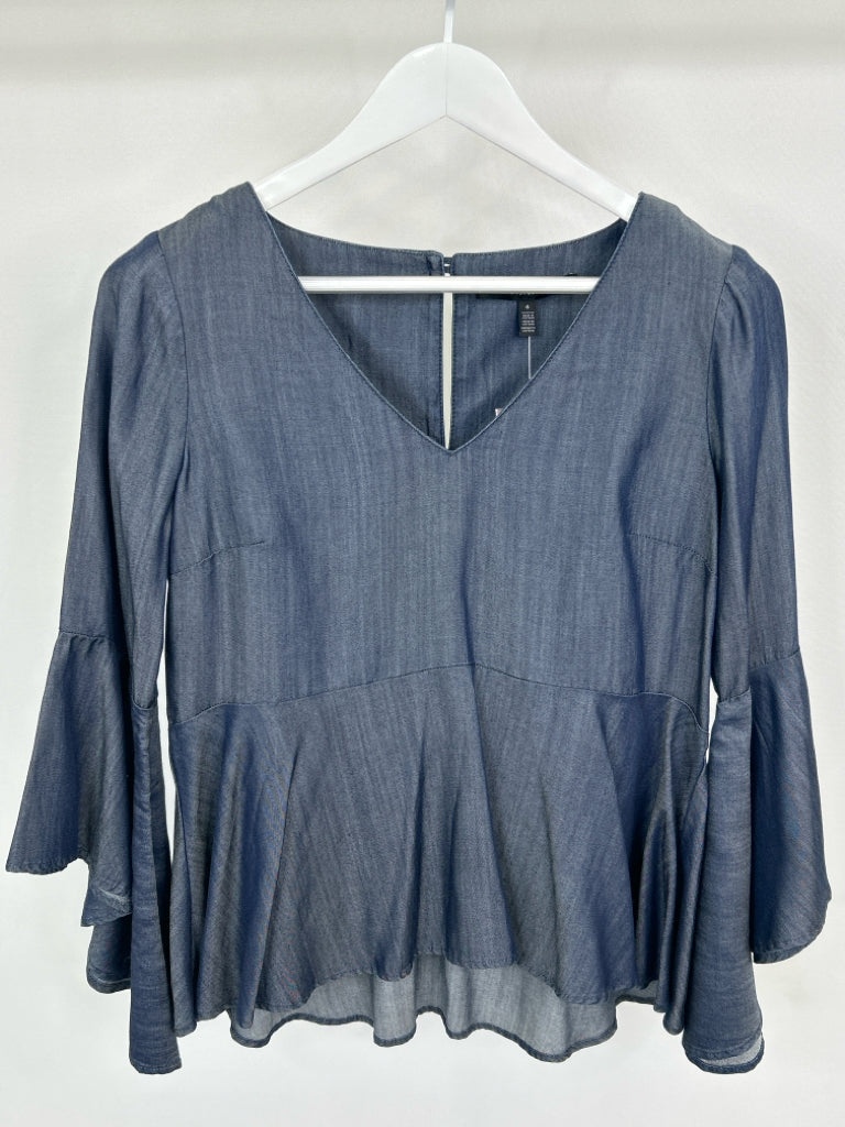 White House Black Market Women NWT Size 6 BLUE DENIM Top