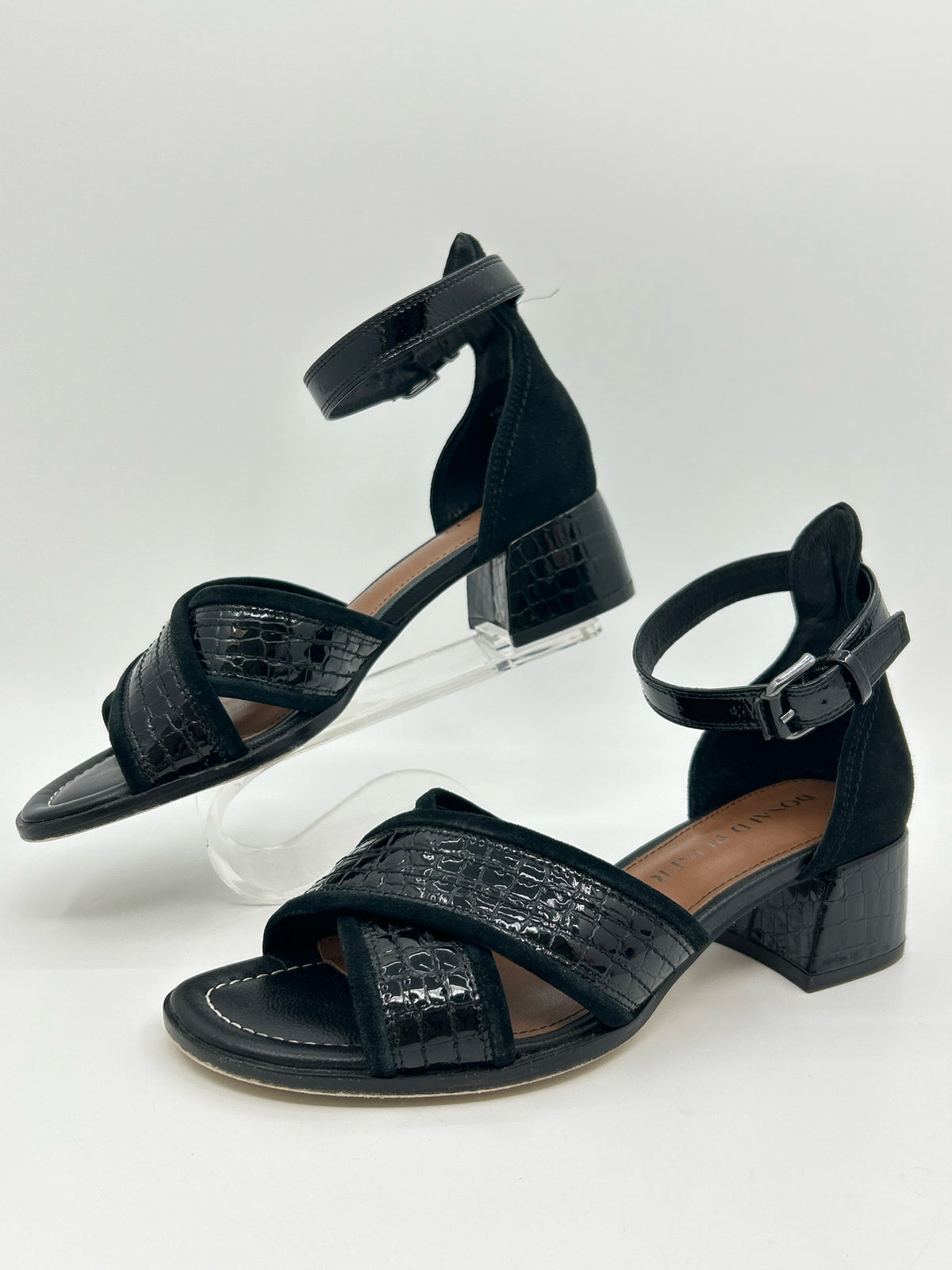 DONALD PLINER Size 6M Black Women Sandal