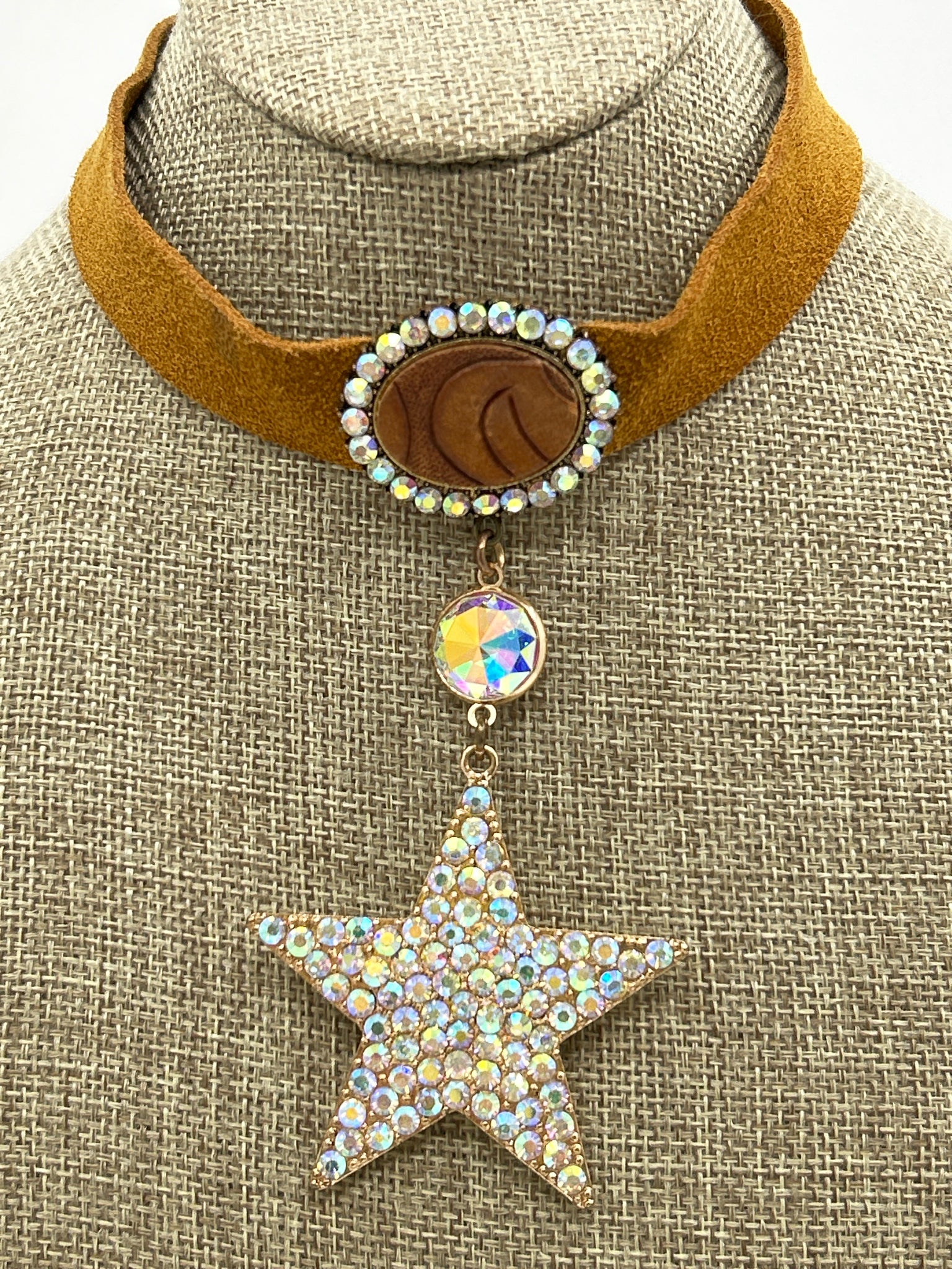 GYPSY SOUTH NWT Tan Necklace