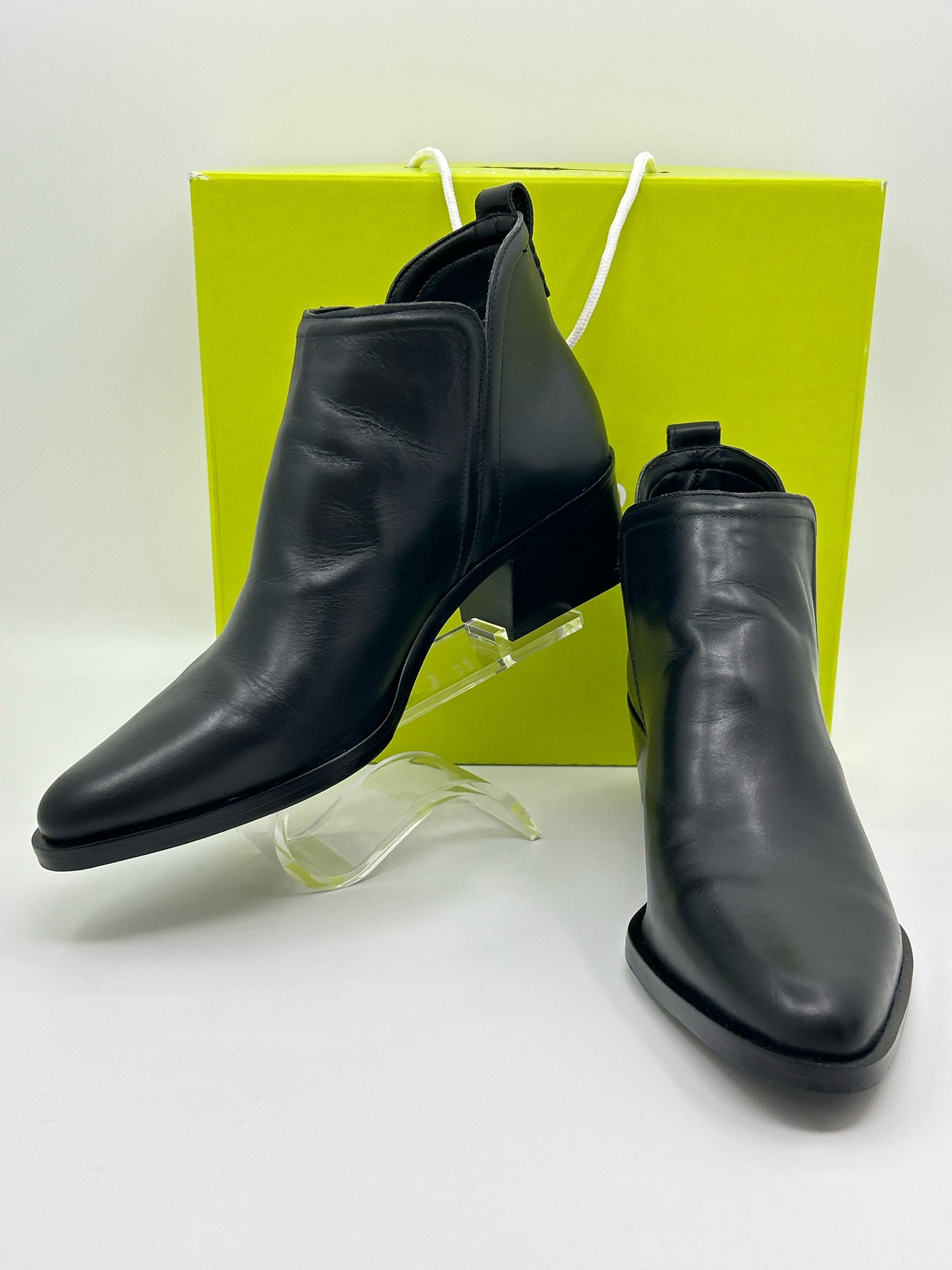 GIANNI BINI Size 9.5M Black Women Booties