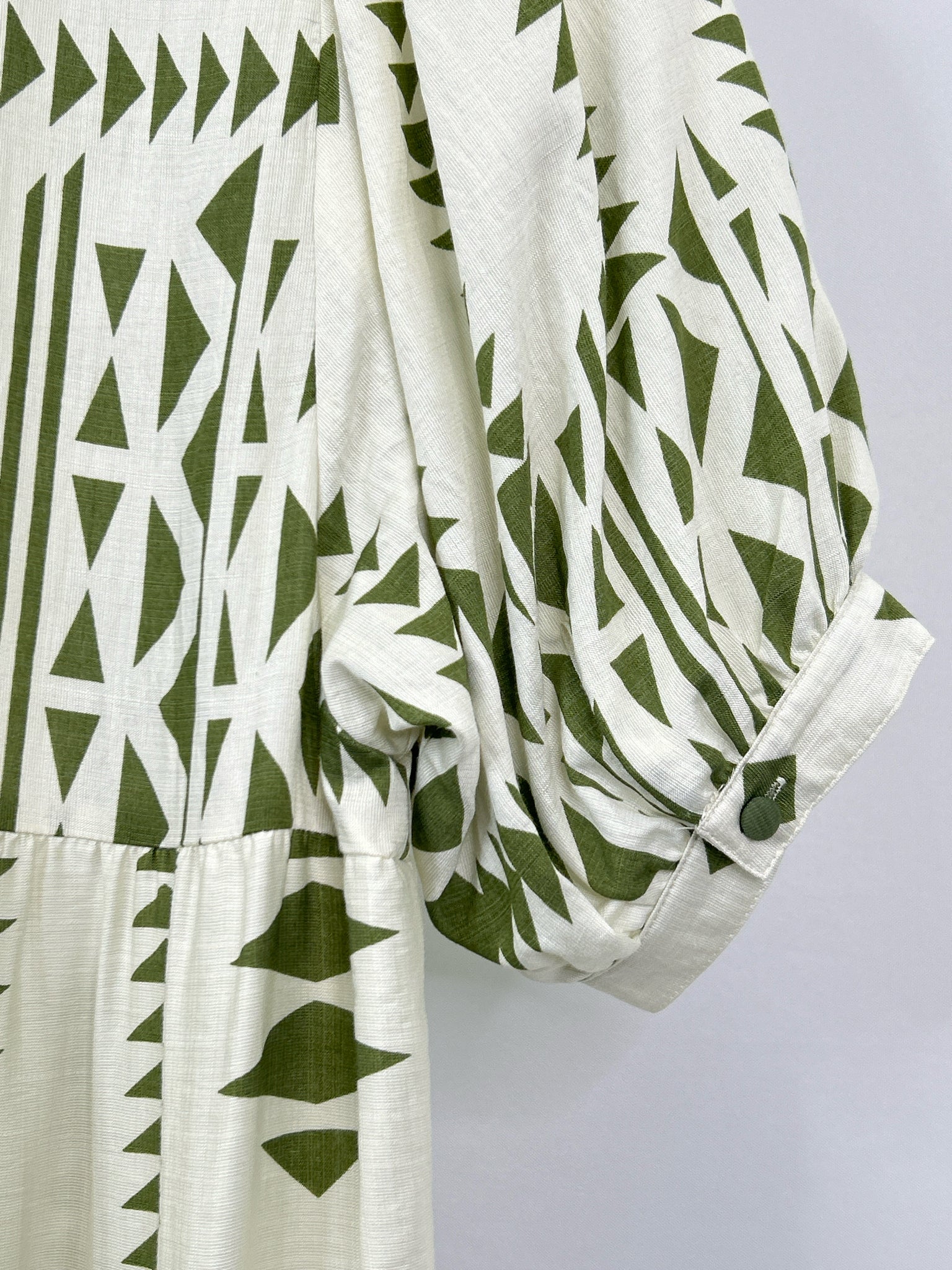 UMGEE Size S GREEN & CREAM Women Dress