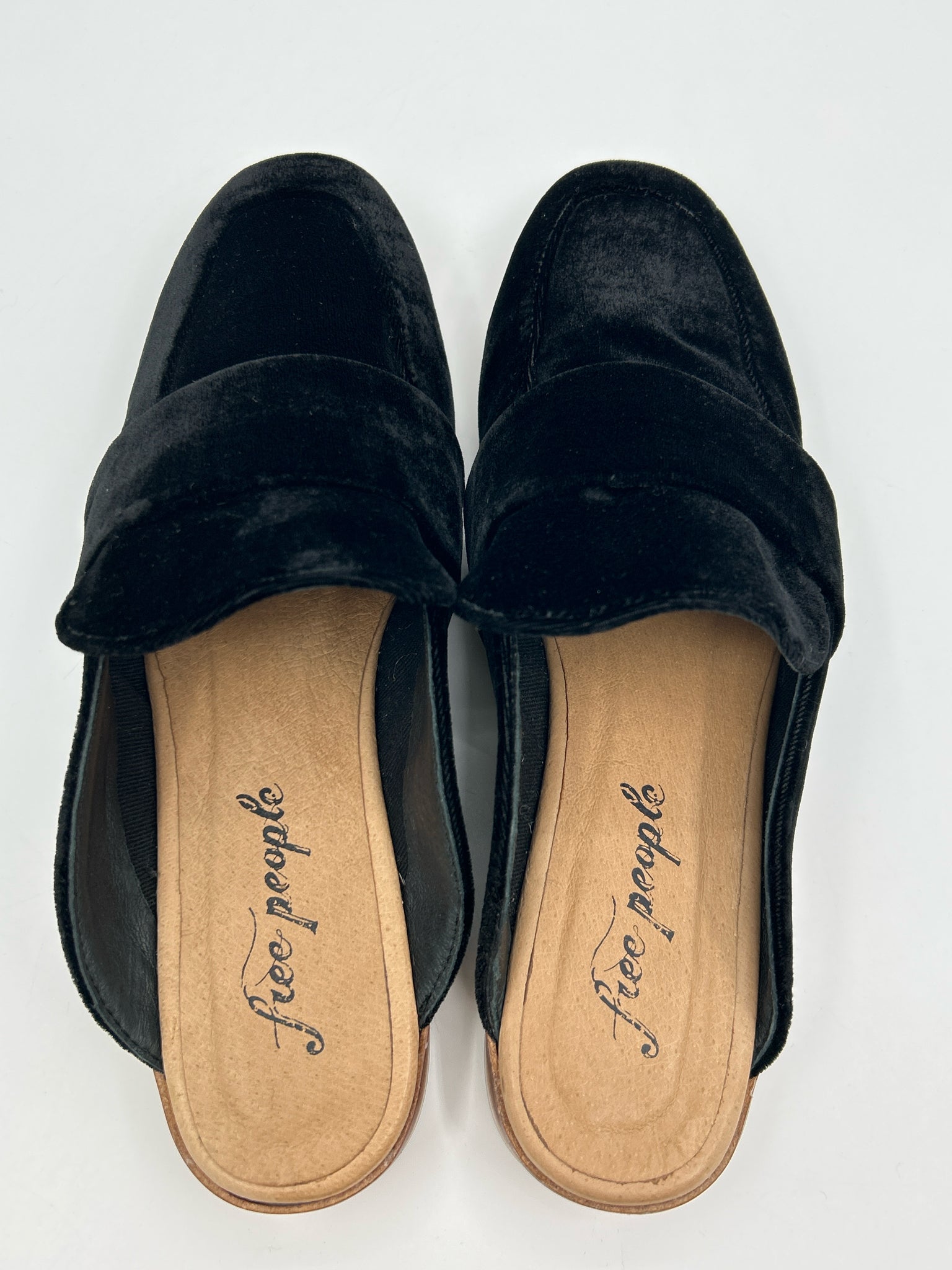 FREE PEOPLE Size 39 Black Women Flats