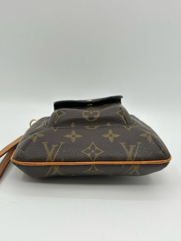 LOUIS VUITTON Brown Print Purse