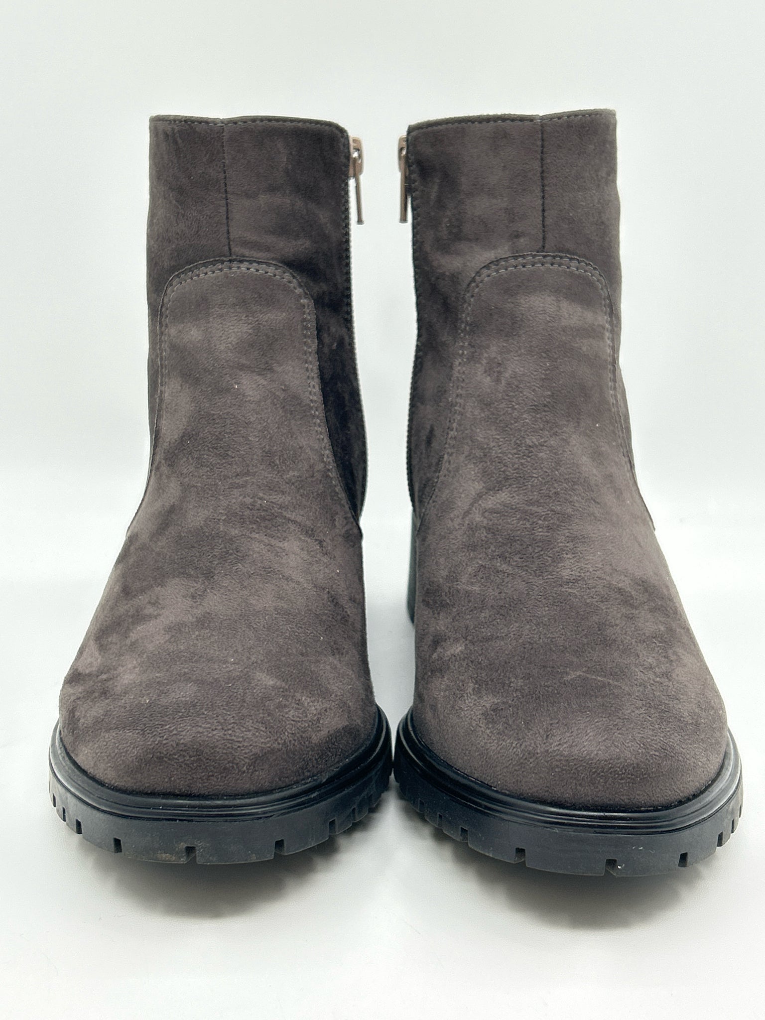 ARA Size 8 Brown Women Booties