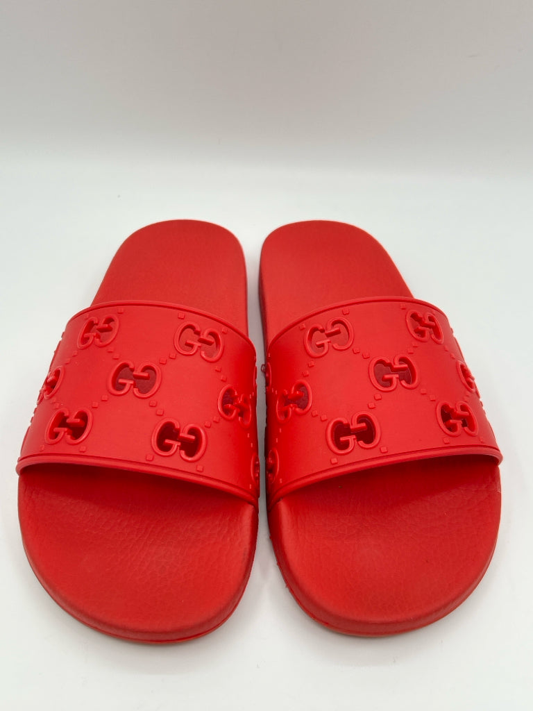 GUCCI Women Size 7 Red Sandal