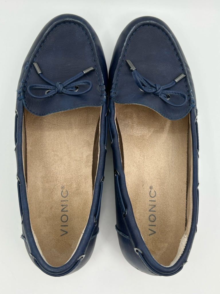 VIONIC Women Size 10 Navy Loafer Flats