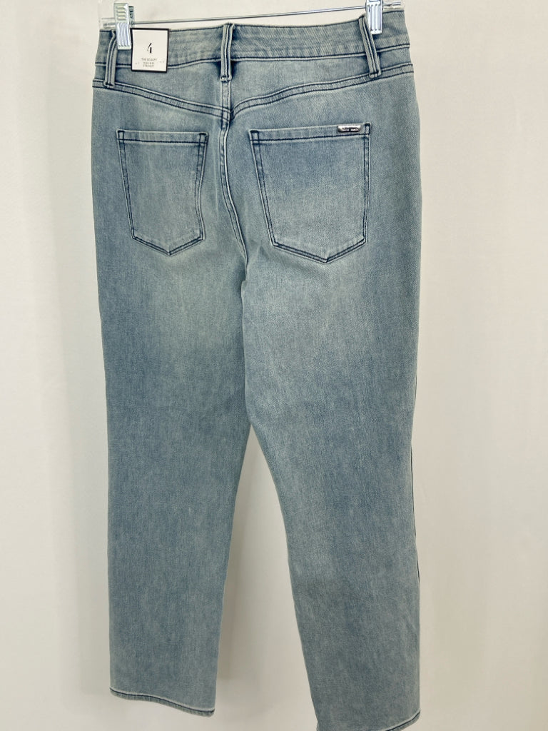 White House Black Market Size 4 BLUE DENIM Women's jeans