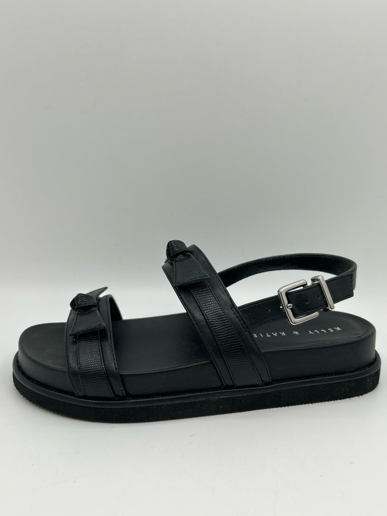 KELLY & KATIE Size 8.5M Black Women Sandal