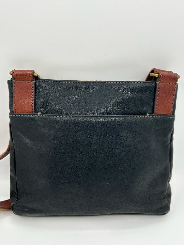 FOSSIL BLACK AND TAN Purse