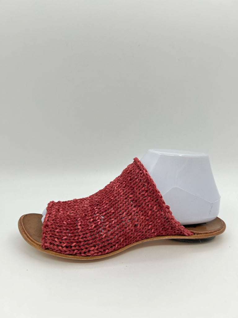 CYDWOQ Size 37 Red Sandal