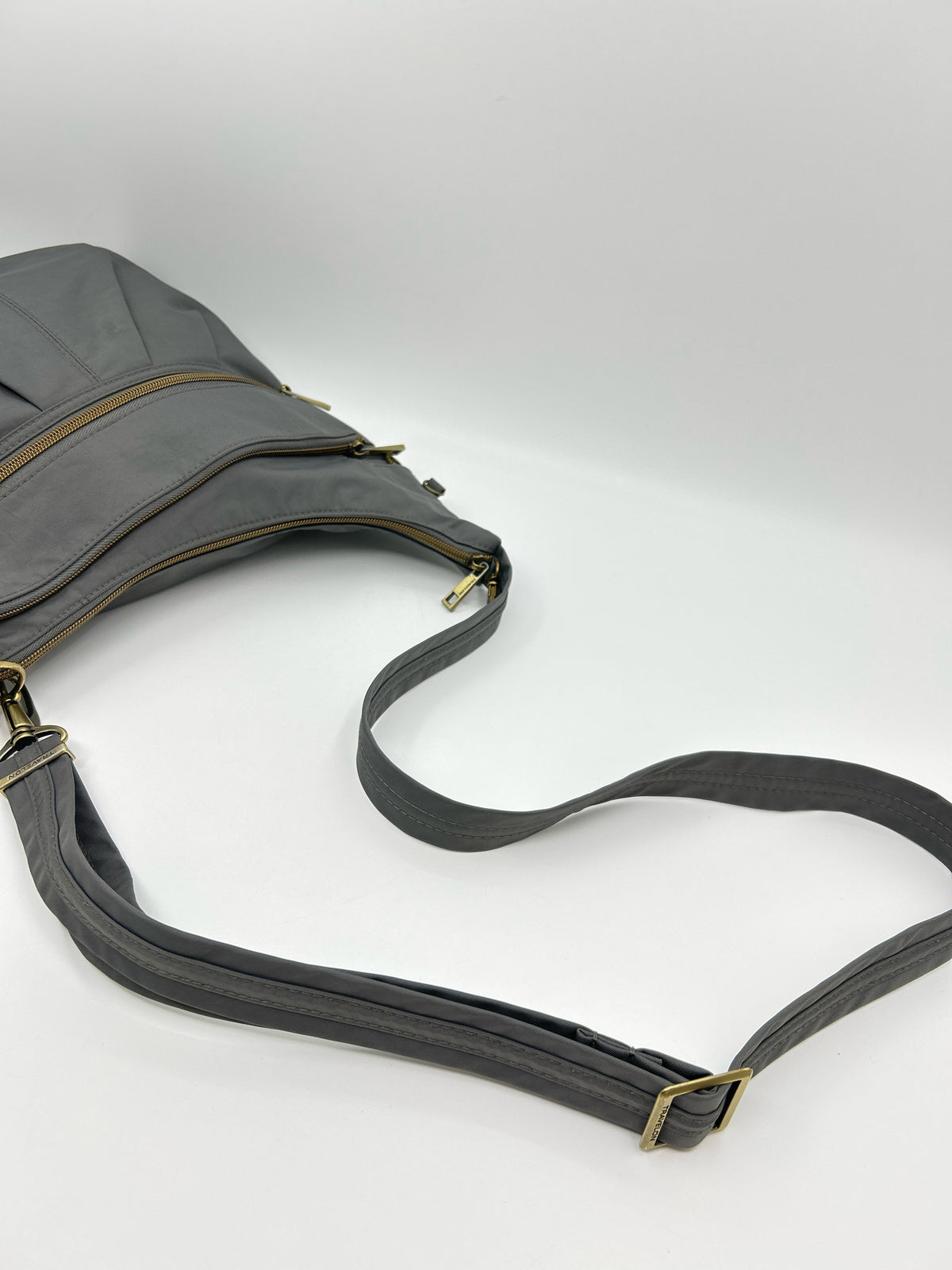 TRAVELON Grey Women Purse