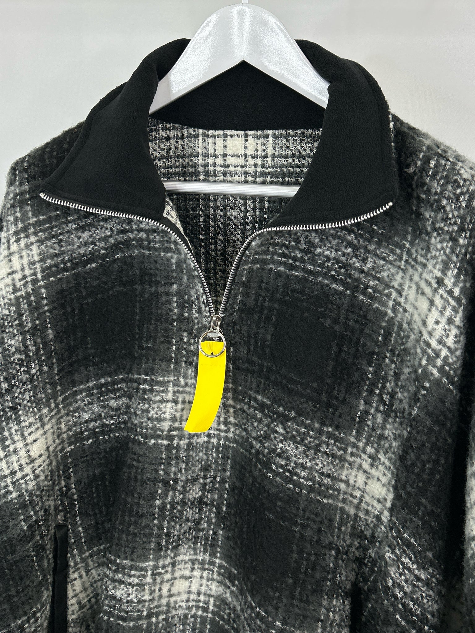 VINCE CAMUTO Size OSFA Black Plaid Women Poncho