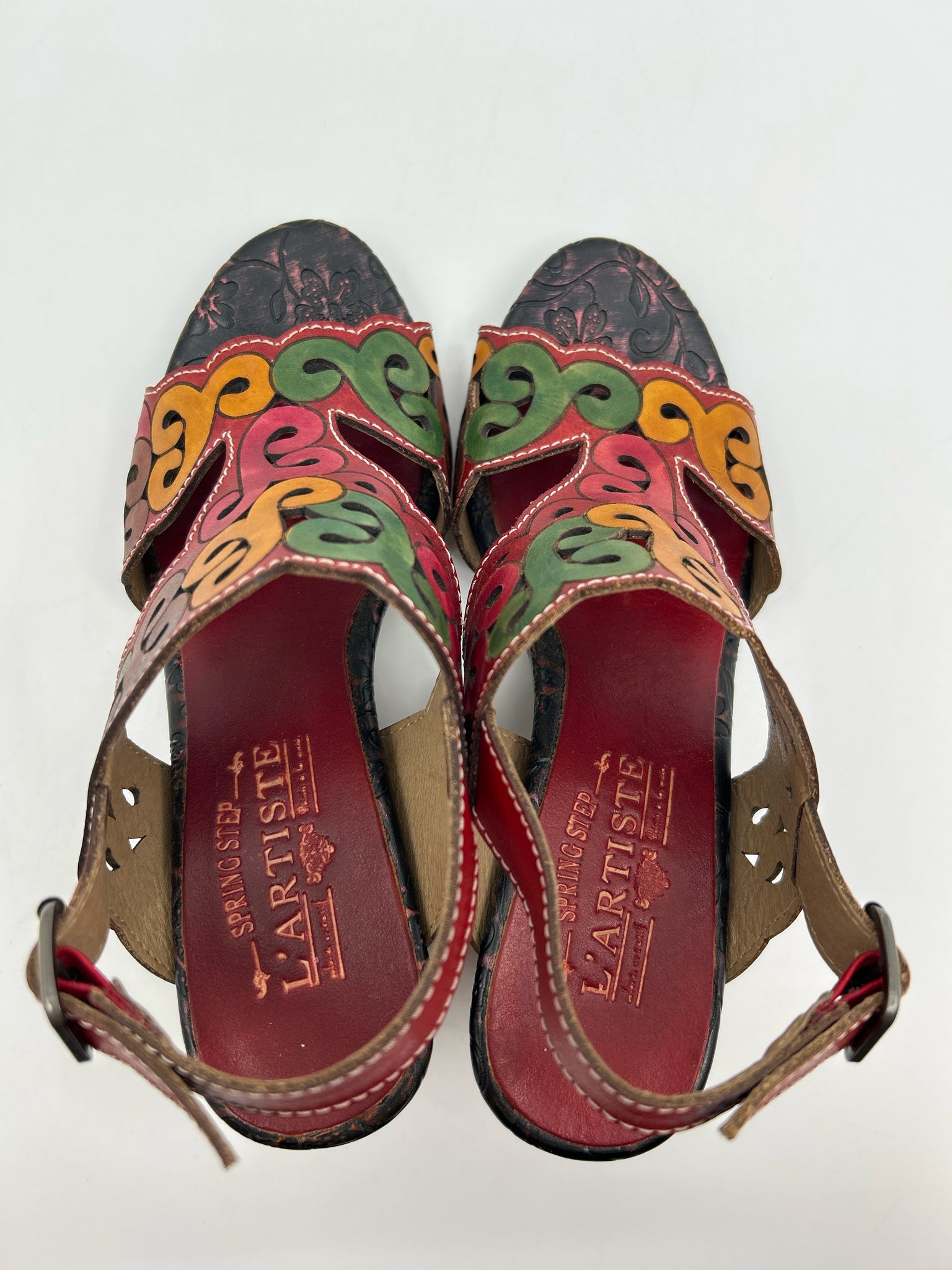 L'ARTISTE Size 5.5/6 Red and orange Women Sandal