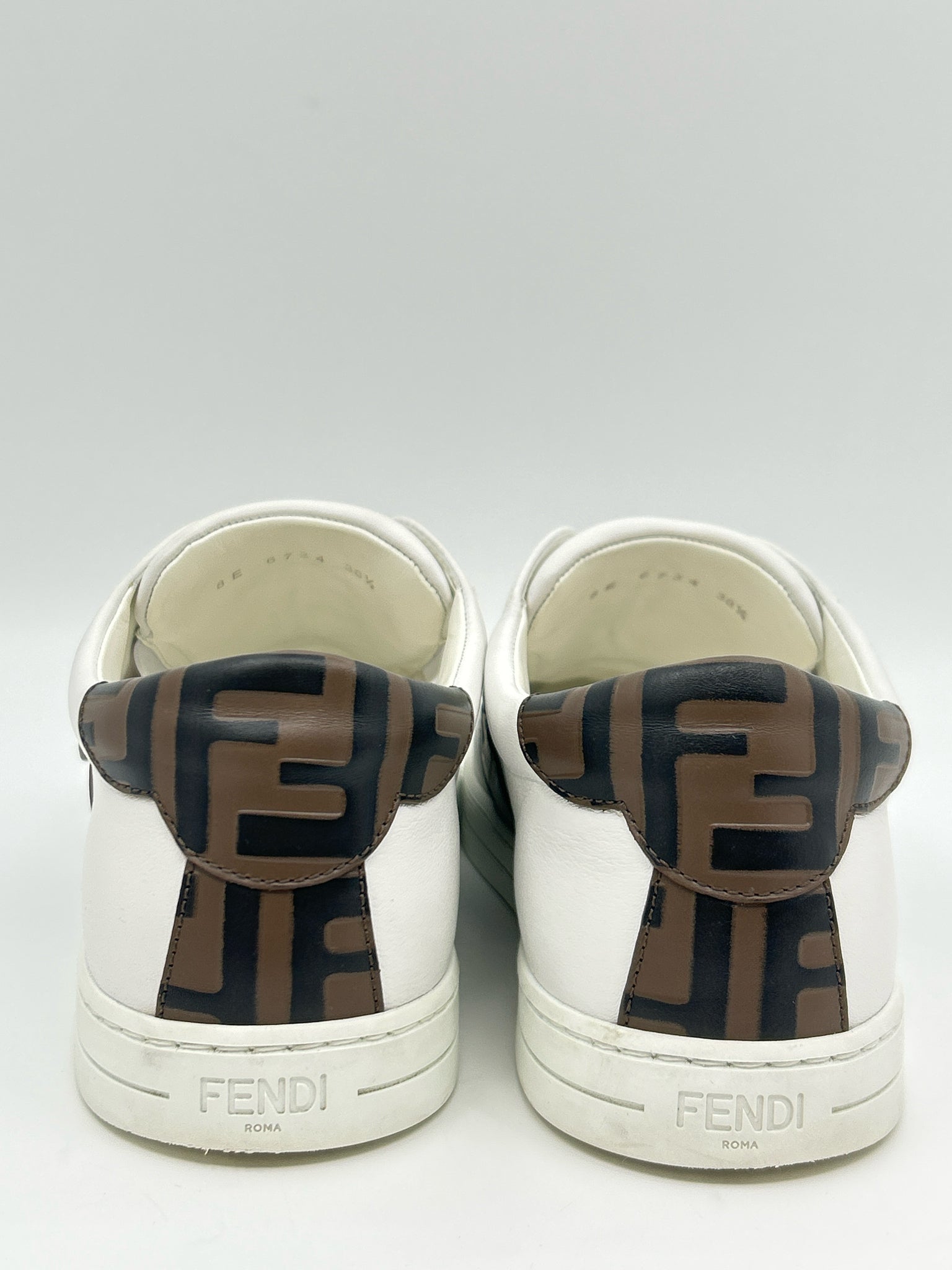 FENDI Size 38.5 White Women Sneakers
