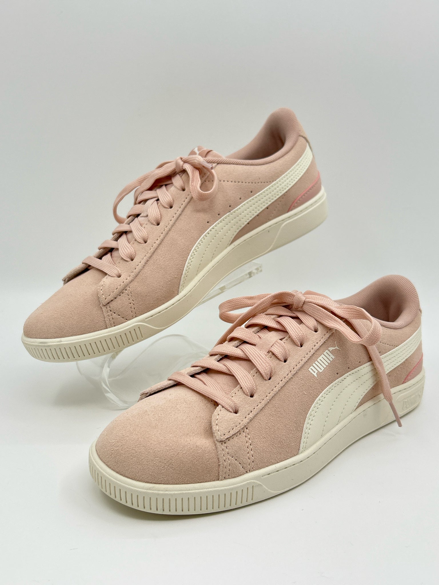 PUMA Size 9.5 pale pink Women Sneakers