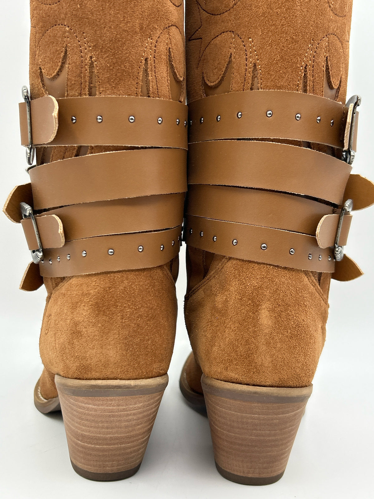 DINGO Size 8.5M Brown Women Boots