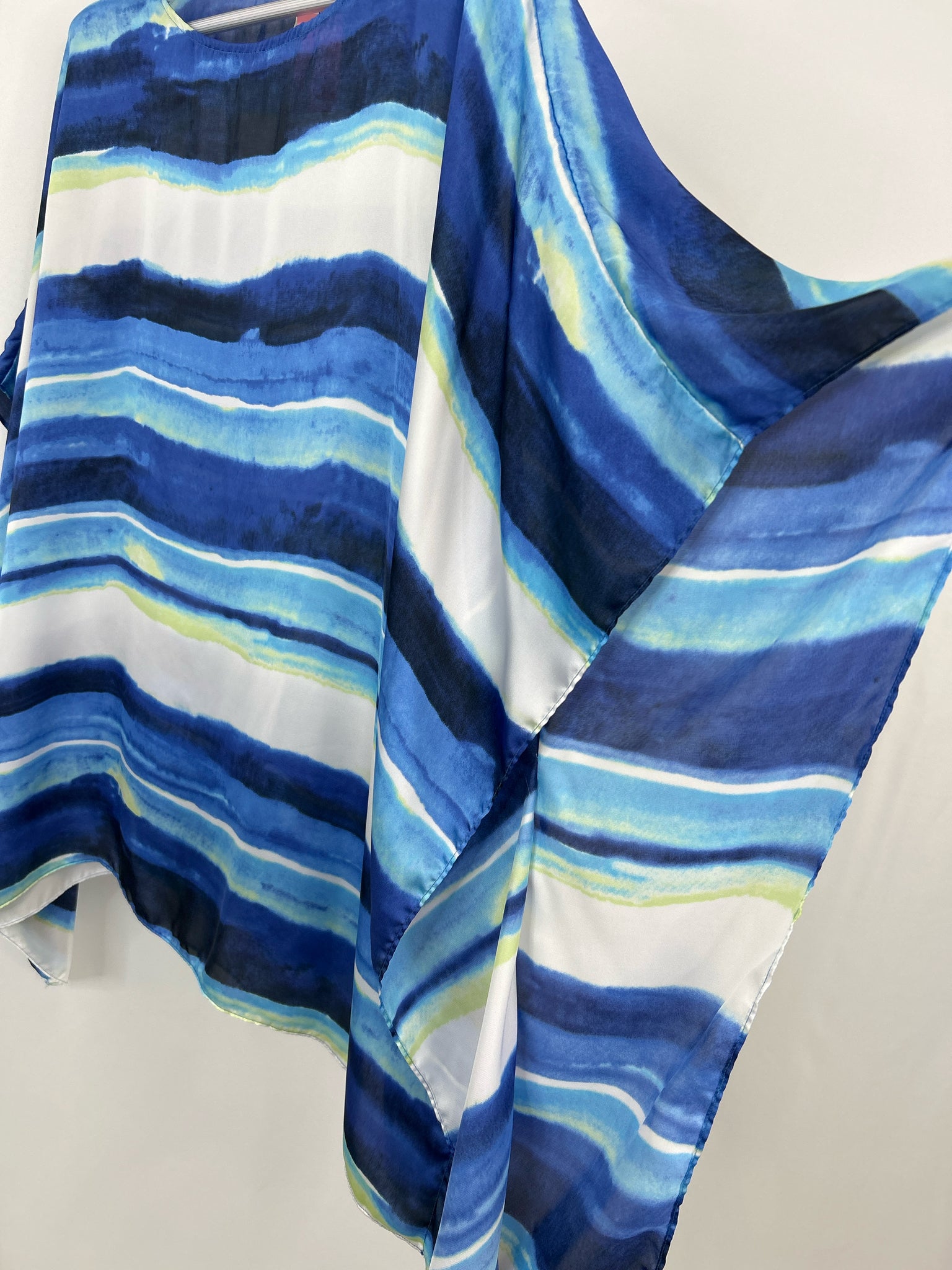 CHICO'S Size L/XL Blue Striped Women Blouse