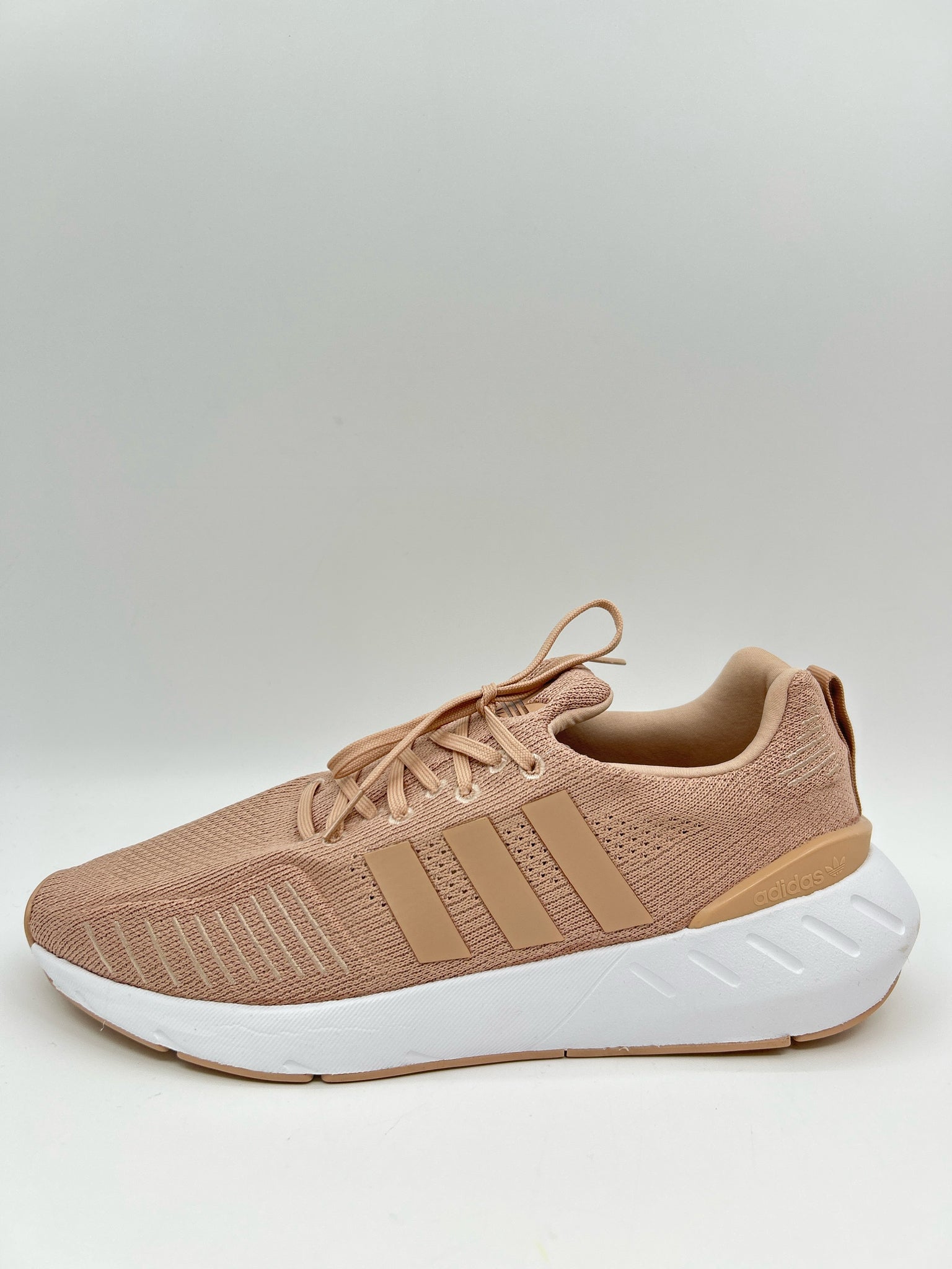 ADIDAS NWT Size 11 BLUSH Women Sneakers