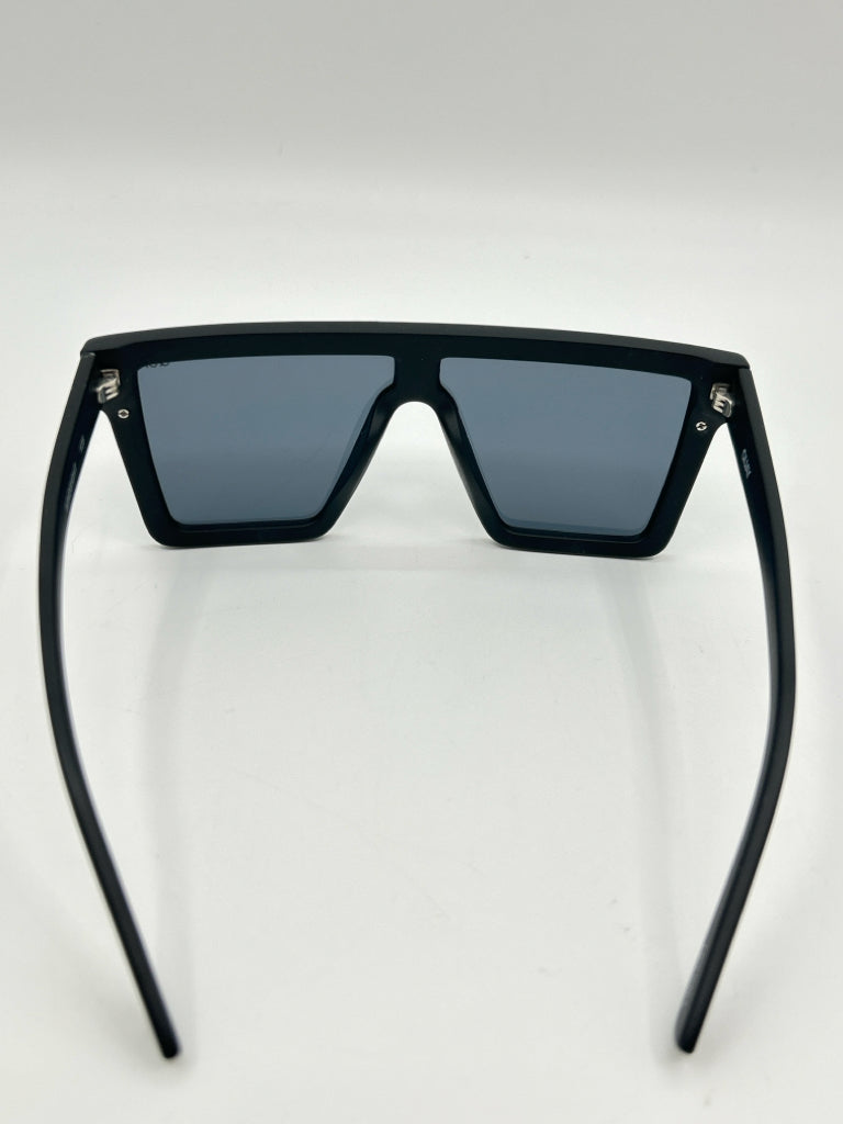 QUAY Black Sunglasses