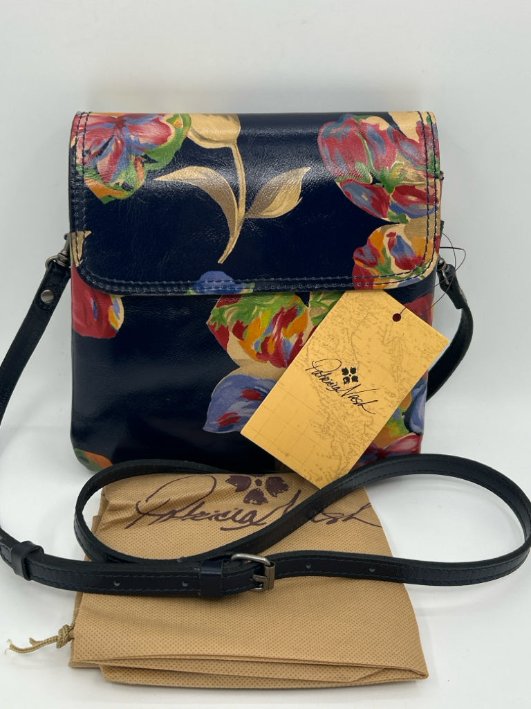 PATRICIA NASH Navy Print Purse