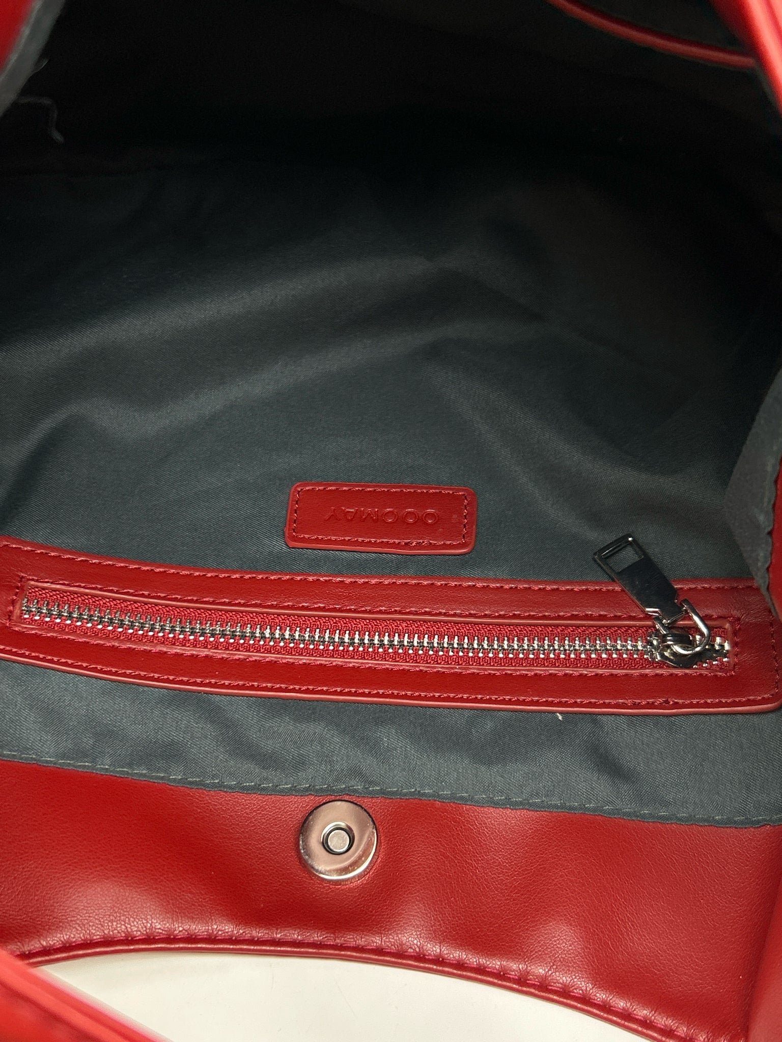 OOOMAY Red Women Purse