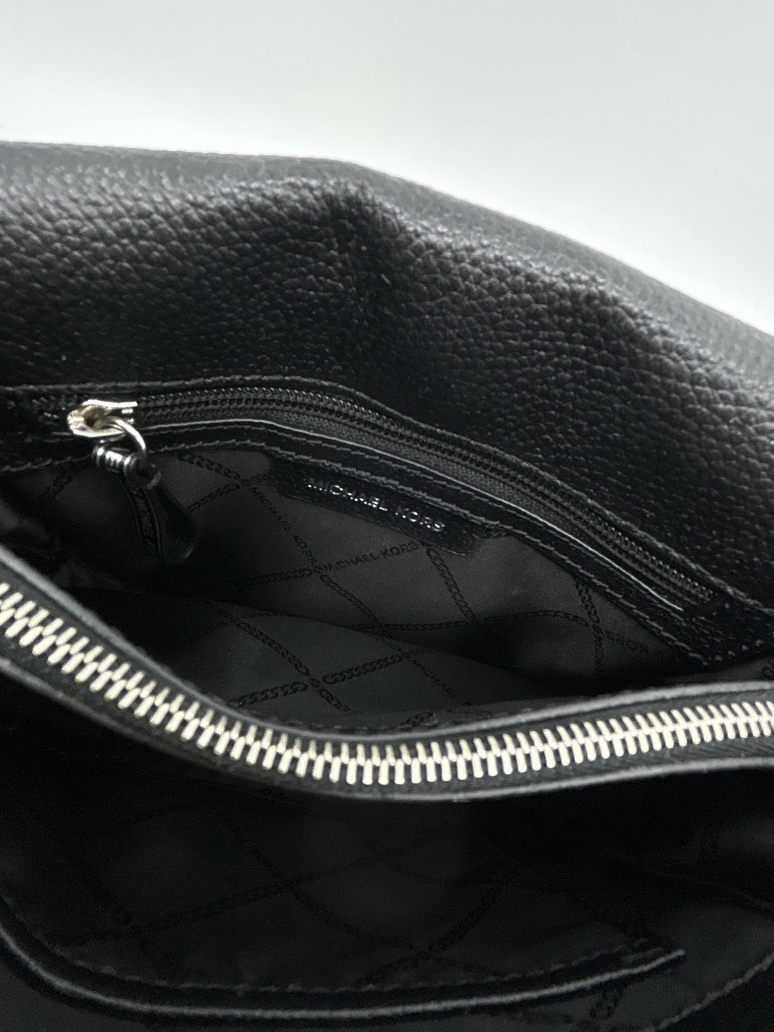 MICHAEL MICHAEL KORS Black and White Women Purse