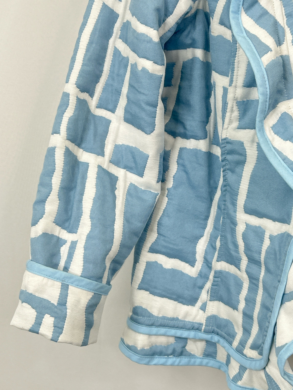Trimdin Size L WHITE AND BLUE Women Jacket