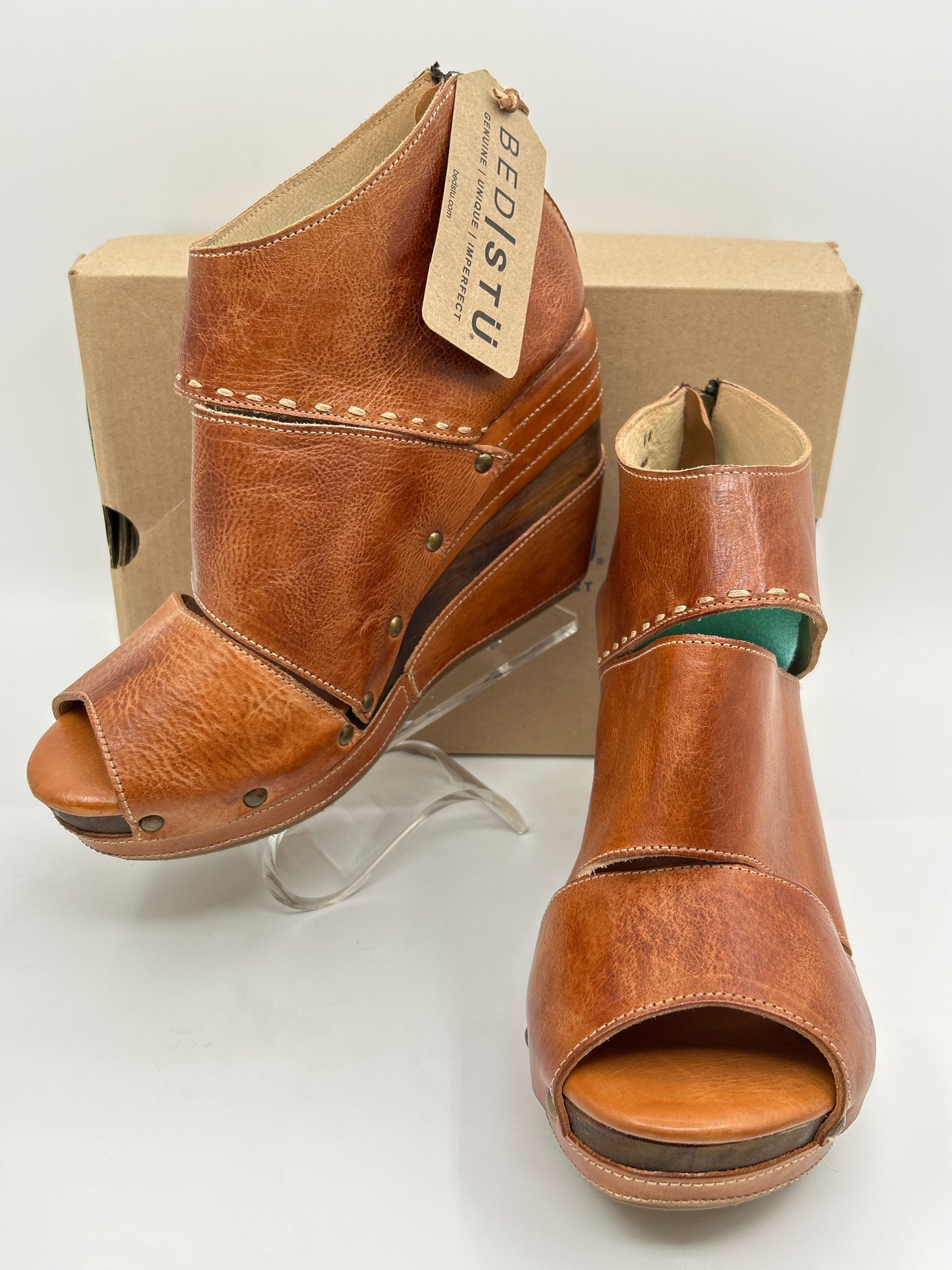 BED STU Size 11 COGNAC Women Sandal