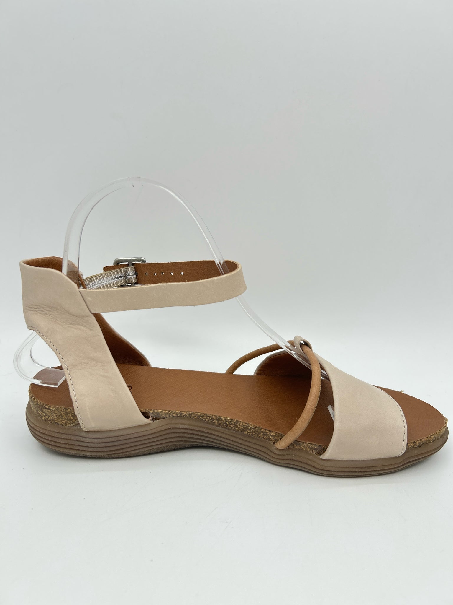 MIZ MOOZ Size 8W Beige Women Sandal