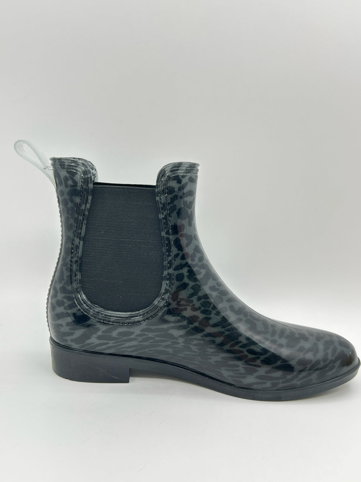 INC Size 8M Black & Grey Women Rainboots